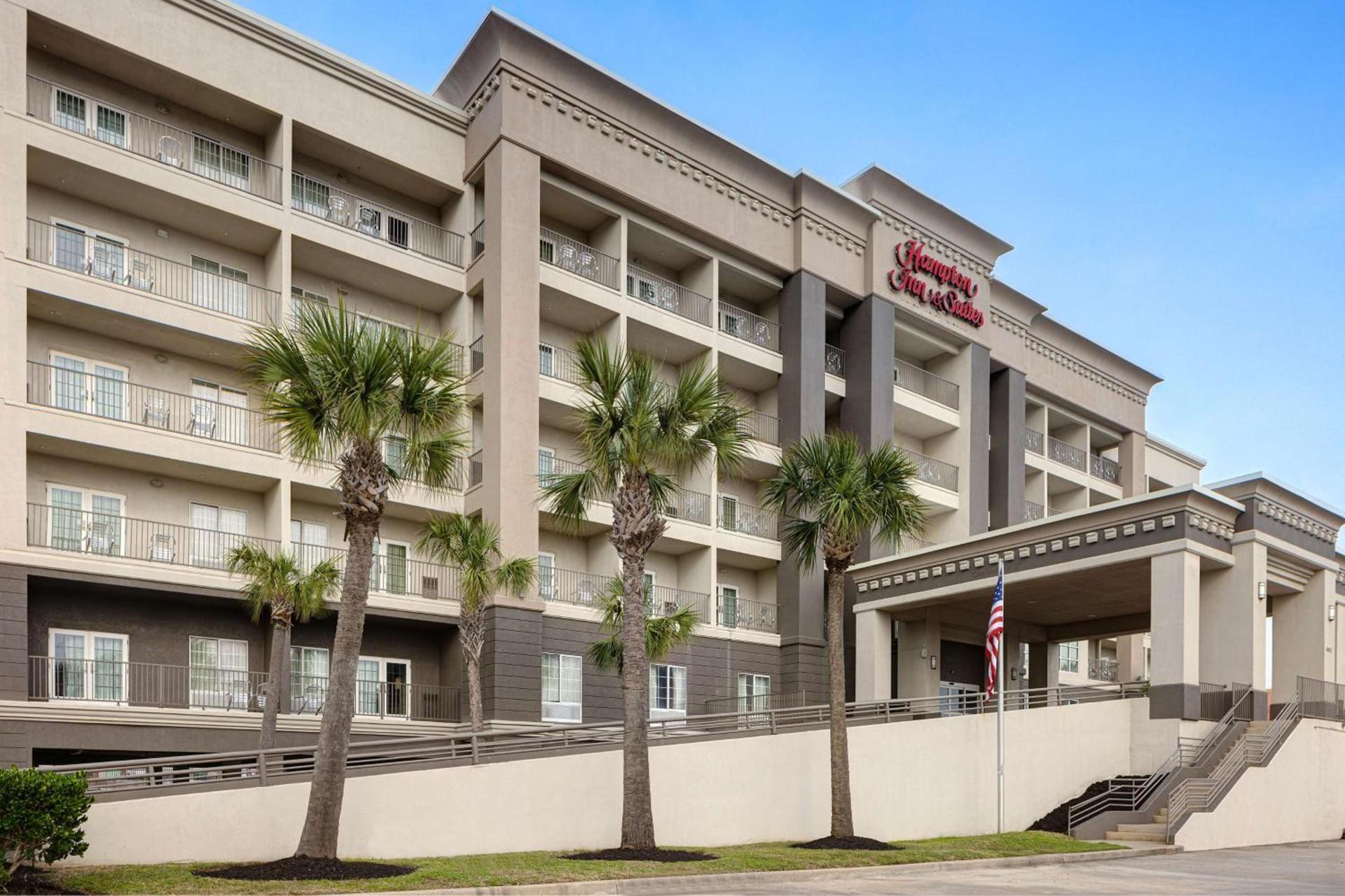 Hampton Inn & Suites Galveston photo 2