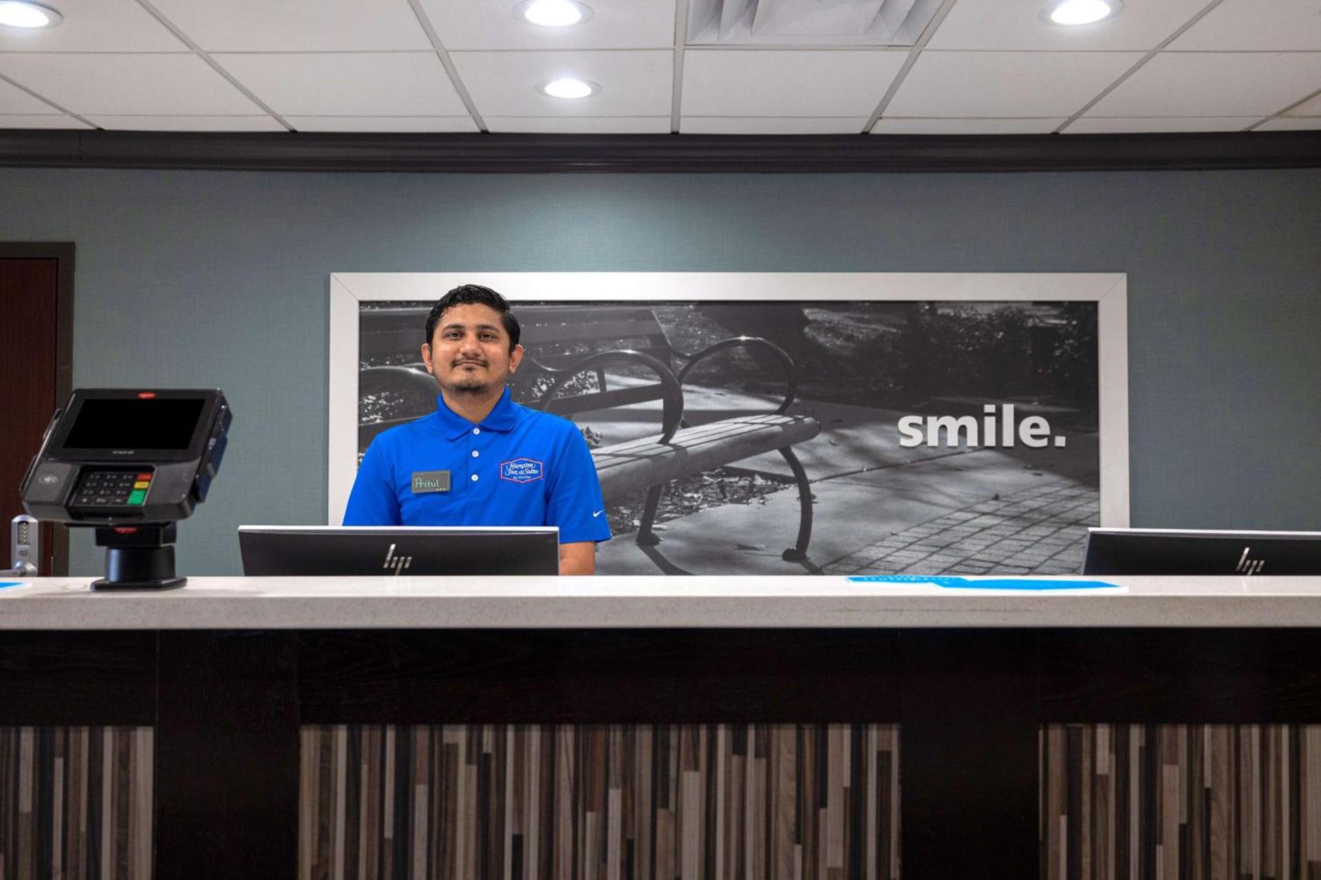 Hampton Inn & Suites Galveston photo 3