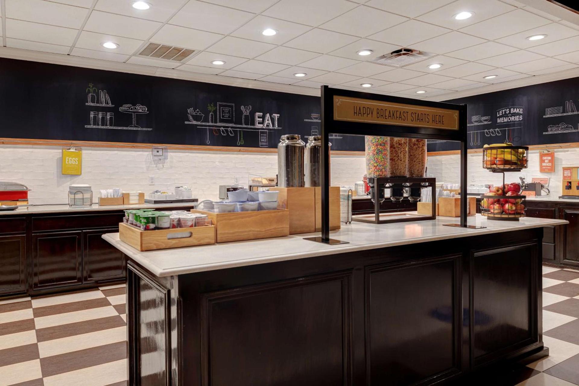 Hampton Inn & Suites Galveston photo 10