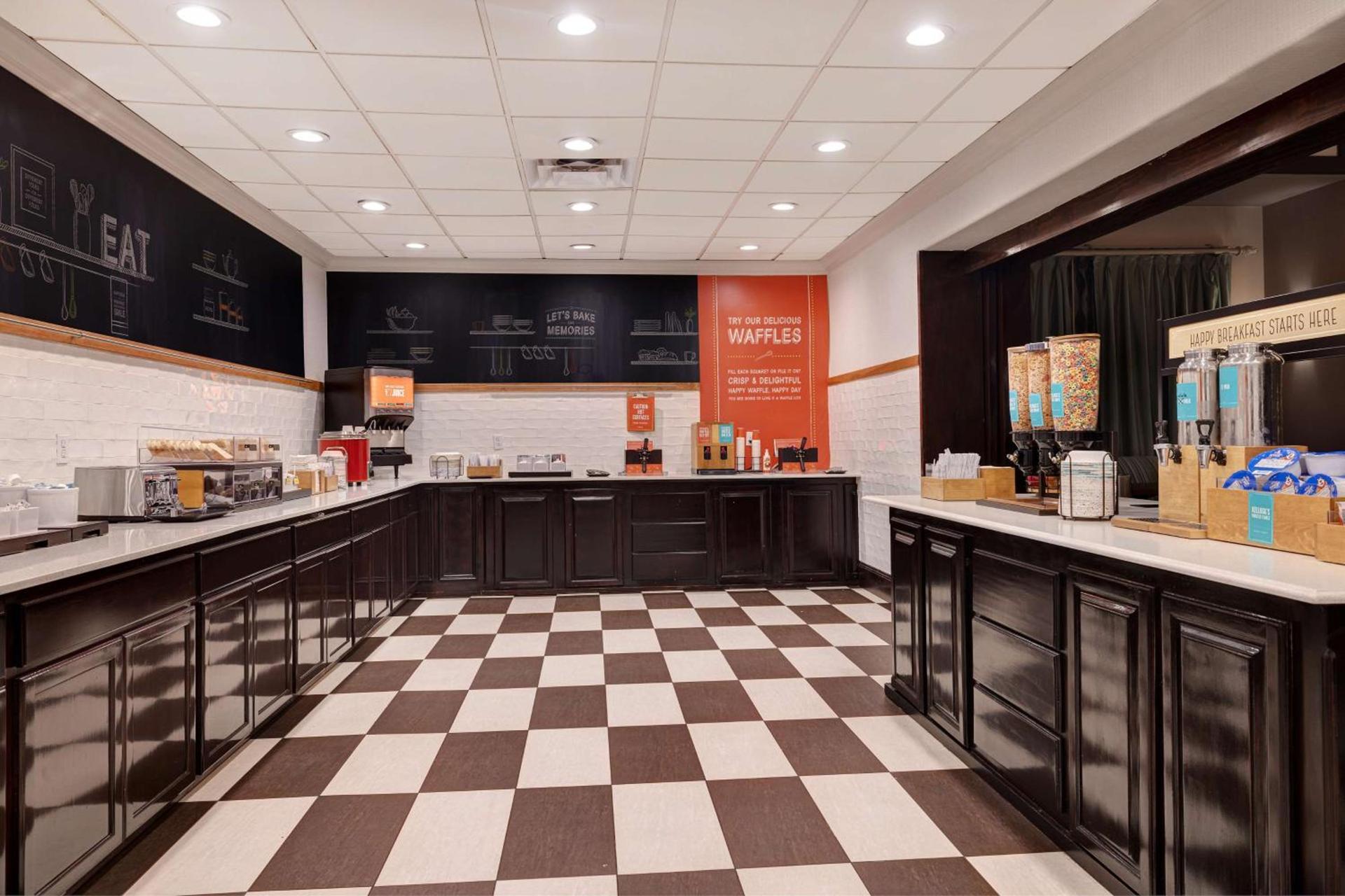 Hampton Inn & Suites Galveston photo 12