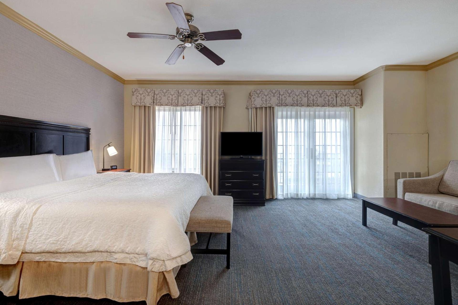 Hampton Inn & Suites Galveston photo 26