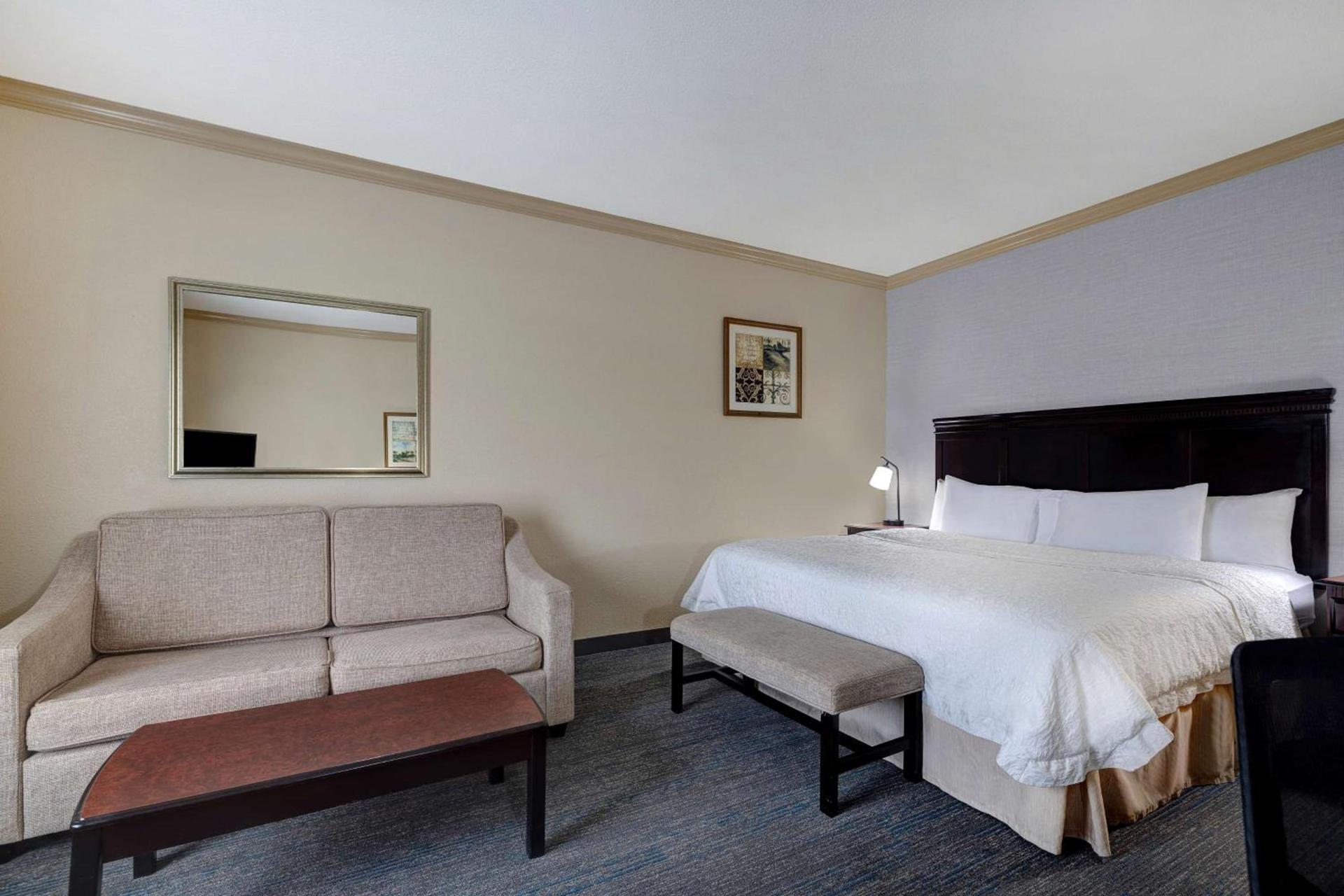 Hampton Inn & Suites Galveston photo 29