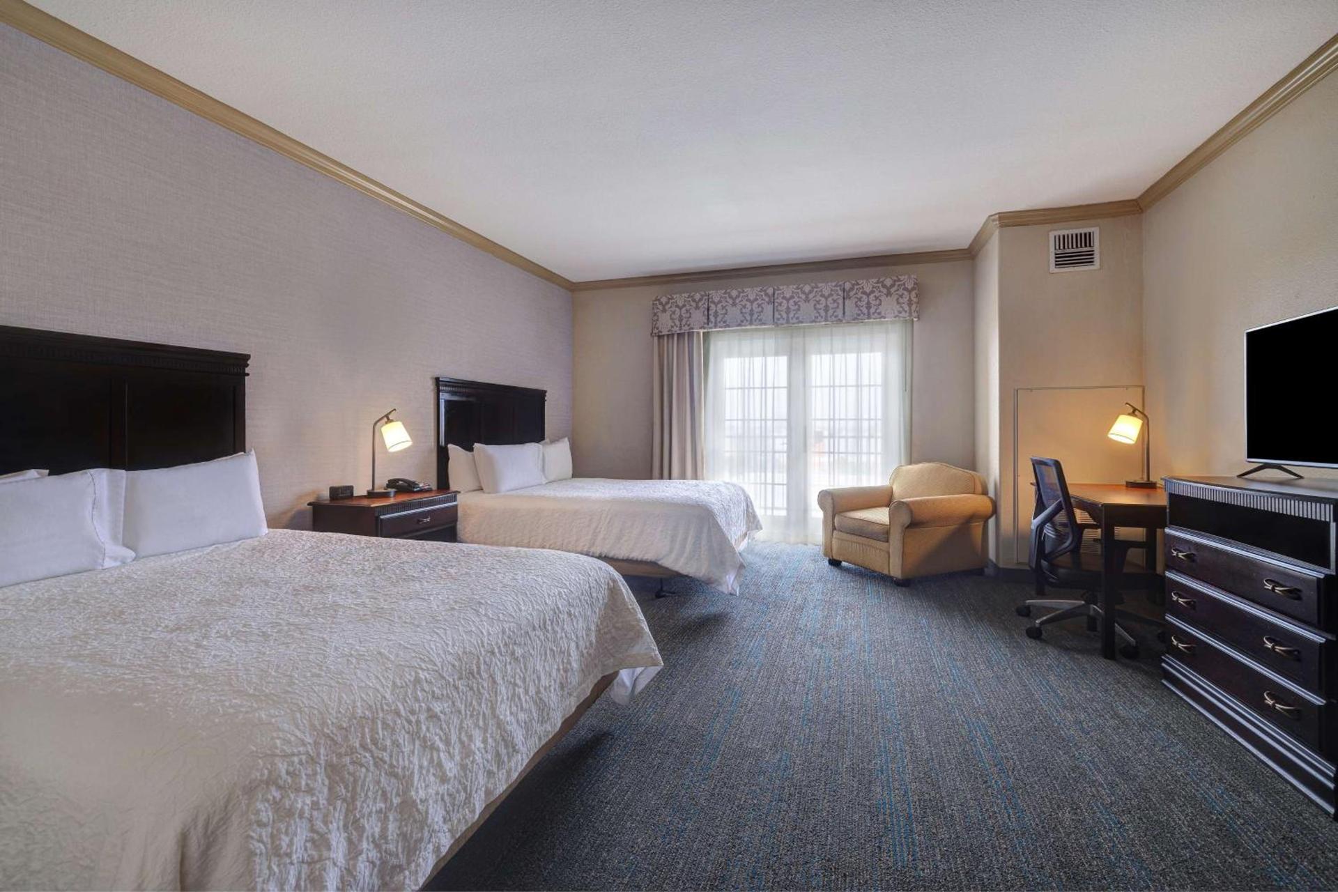Hampton Inn & Suites Galveston photo 32