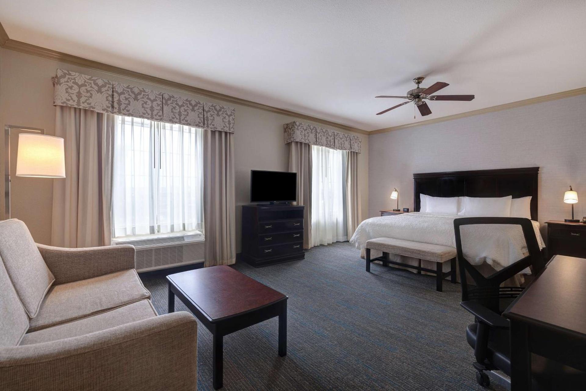 Hampton Inn & Suites Galveston photo 39