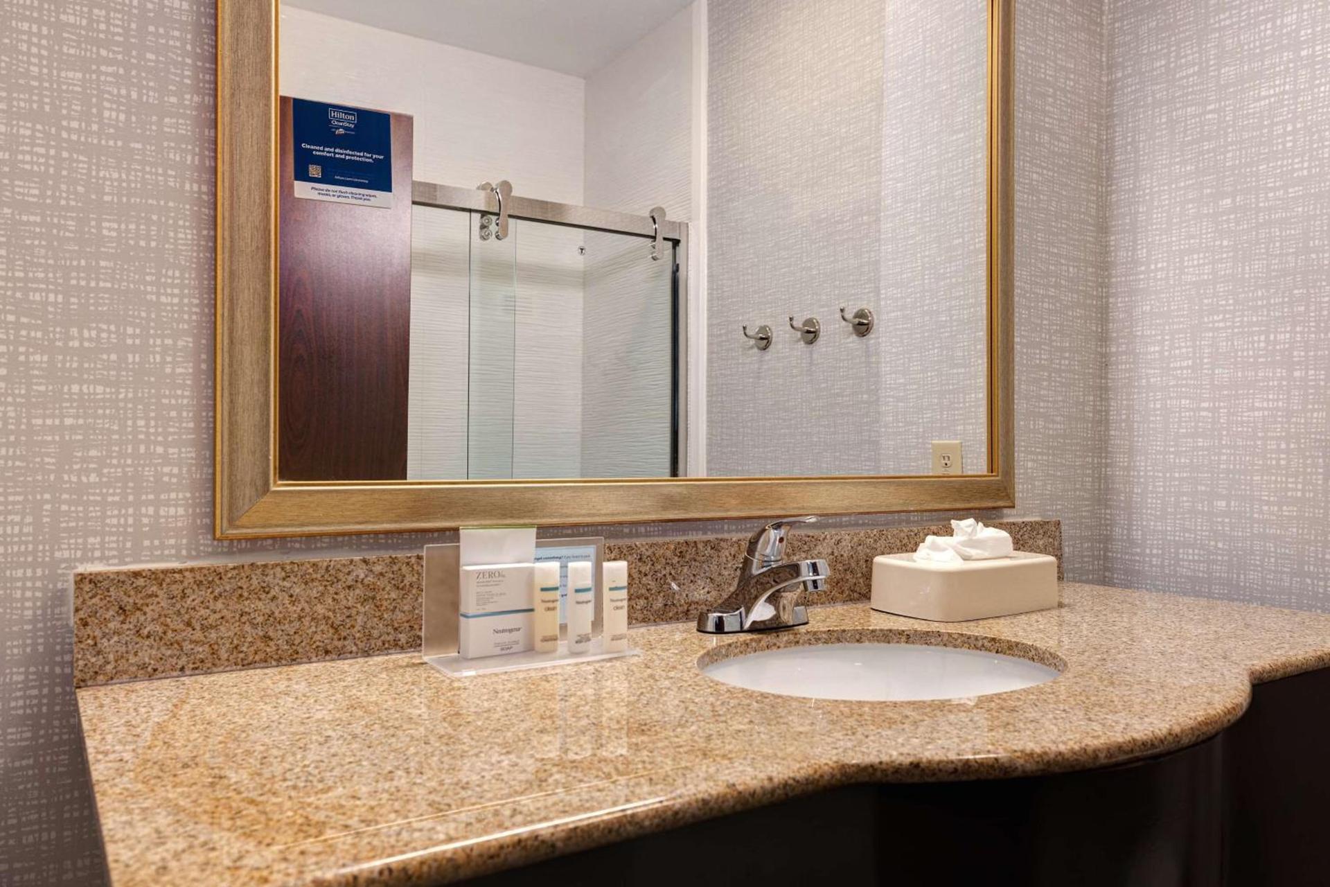 Hampton Inn & Suites Galveston photo 46