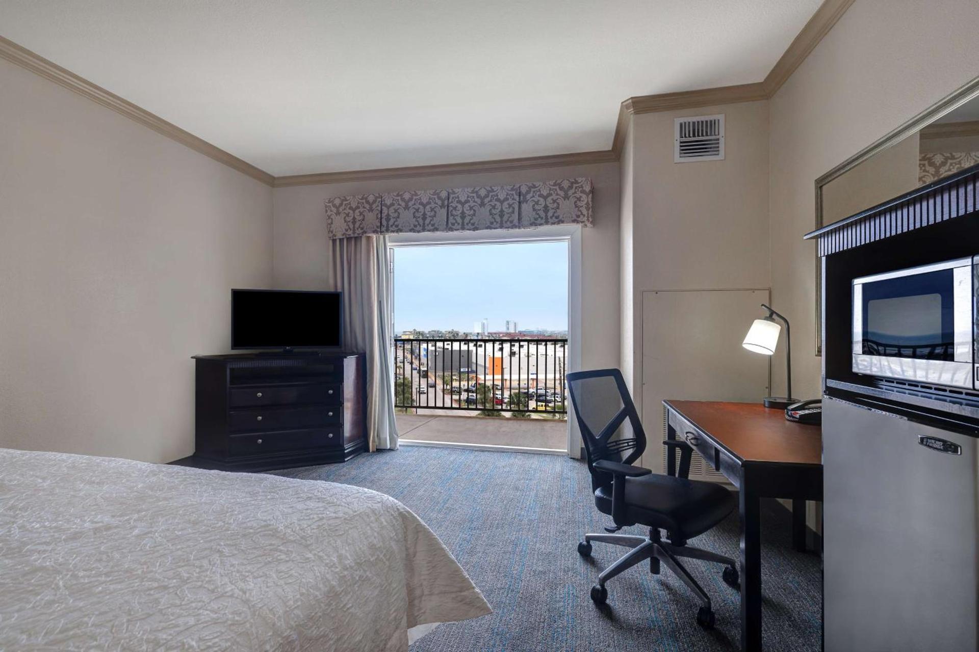 Hampton Inn & Suites Galveston photo 50