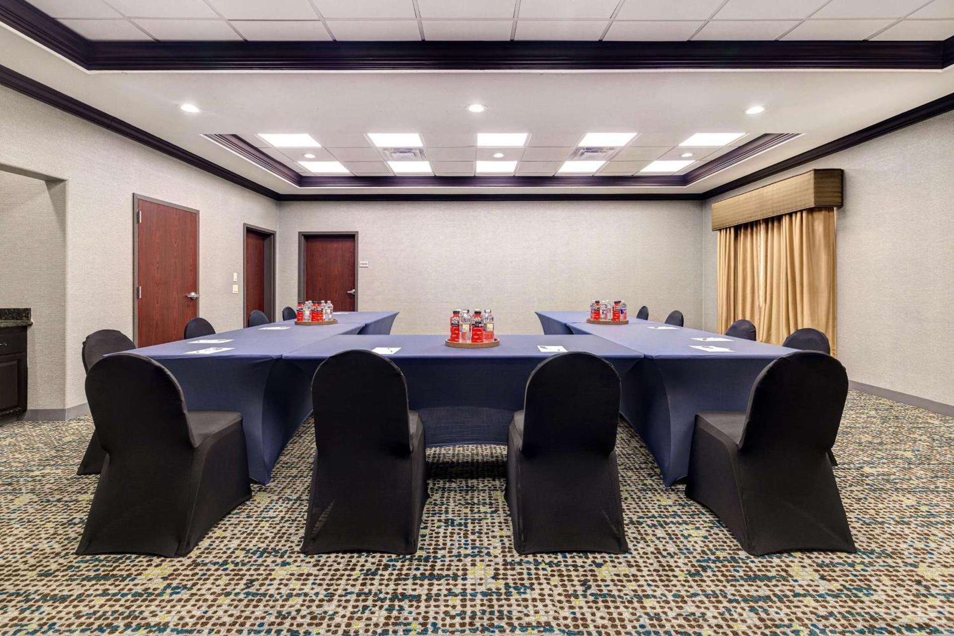 Hampton Inn & Suites Galveston photo 56