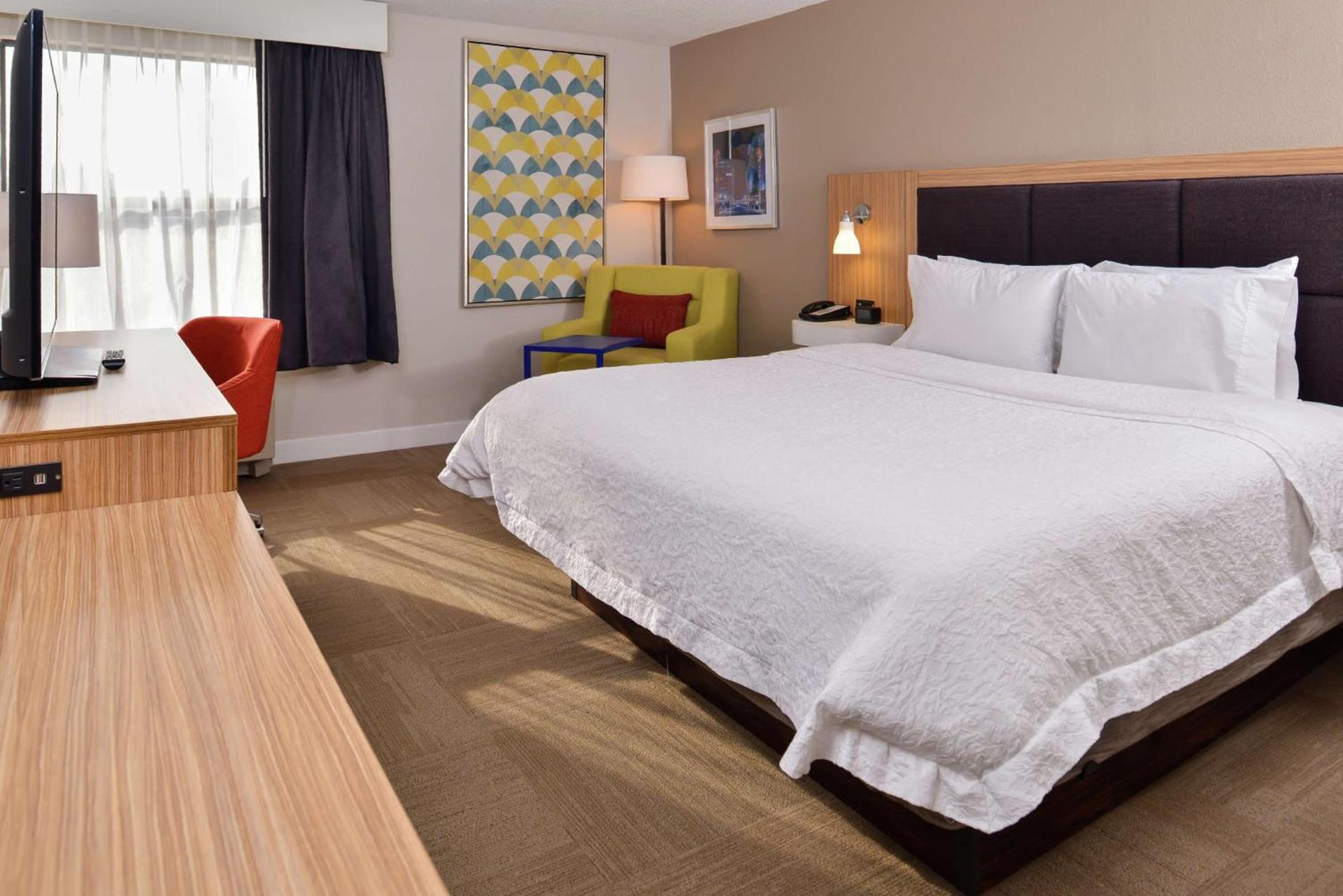 Hampton Inn Greensboro East / McLeansville photo 19
