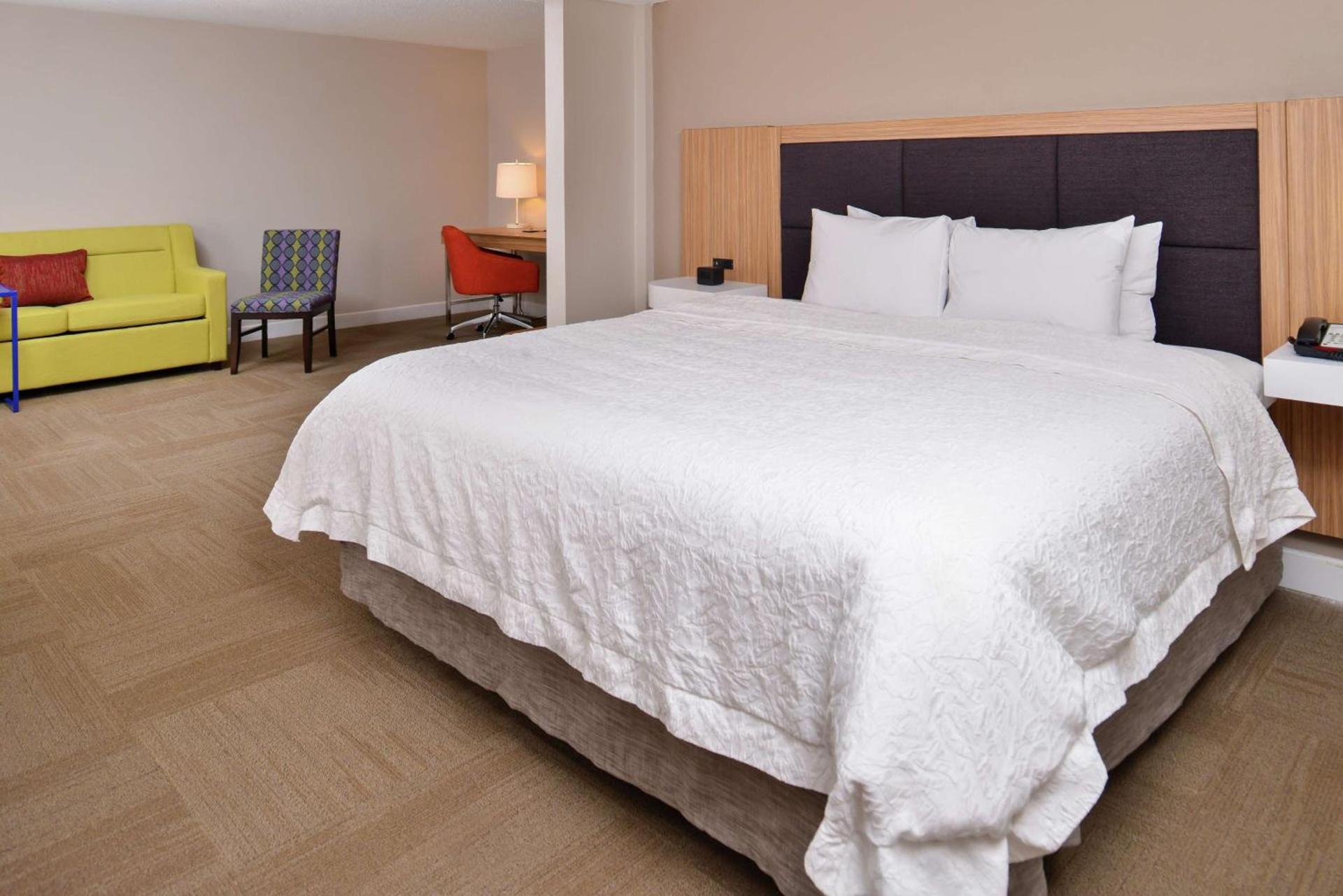Hampton Inn Greensboro East / McLeansville photo 22