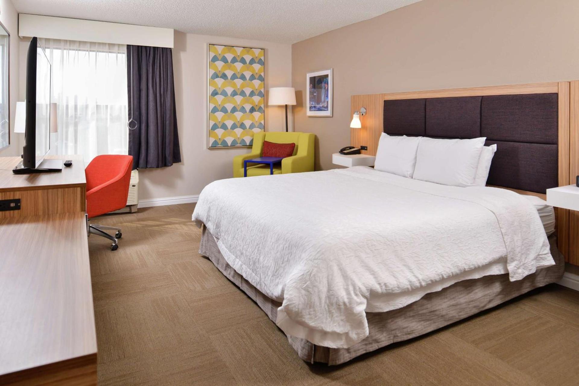 Hampton Inn Greensboro East / McLeansville photo 25