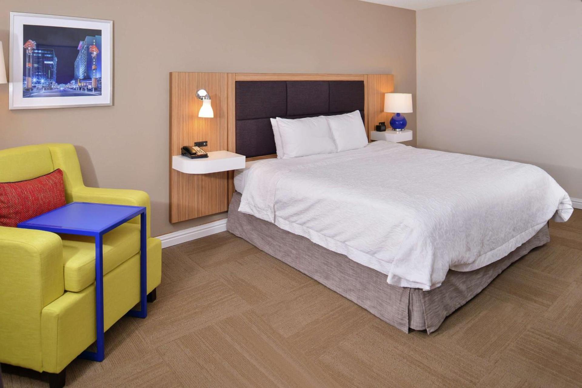 Hampton Inn Greensboro East / McLeansville photo 28