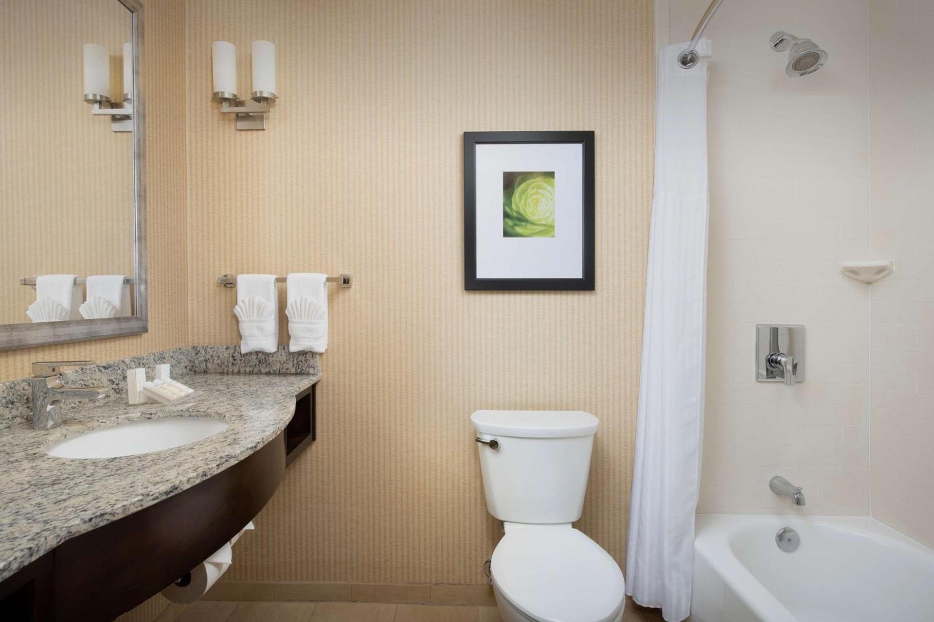 Hilton Garden Inn Gallup photo 27
