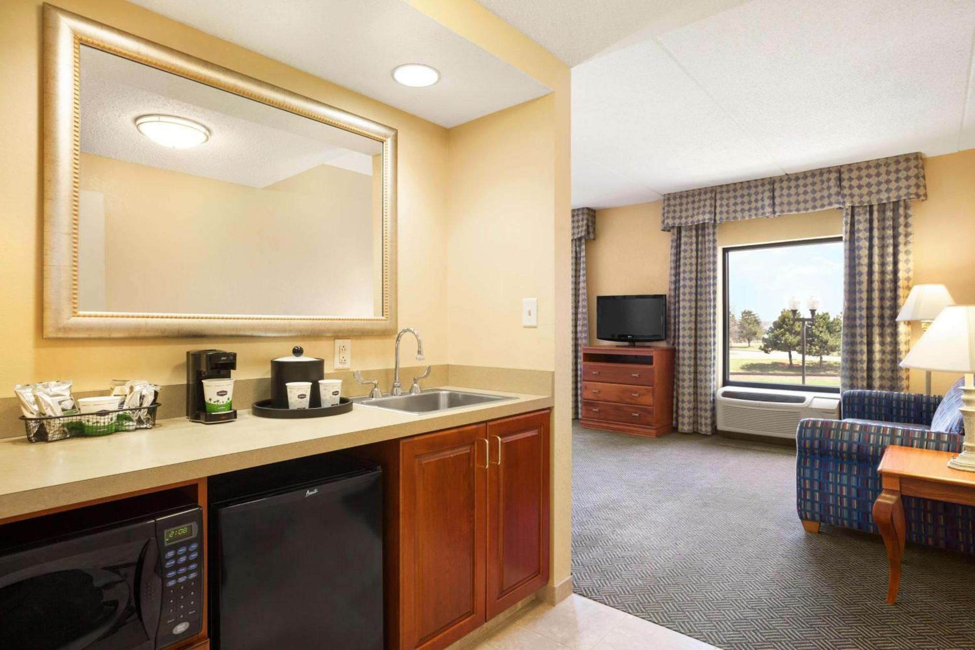 Hampton Inn Geneva photo 12