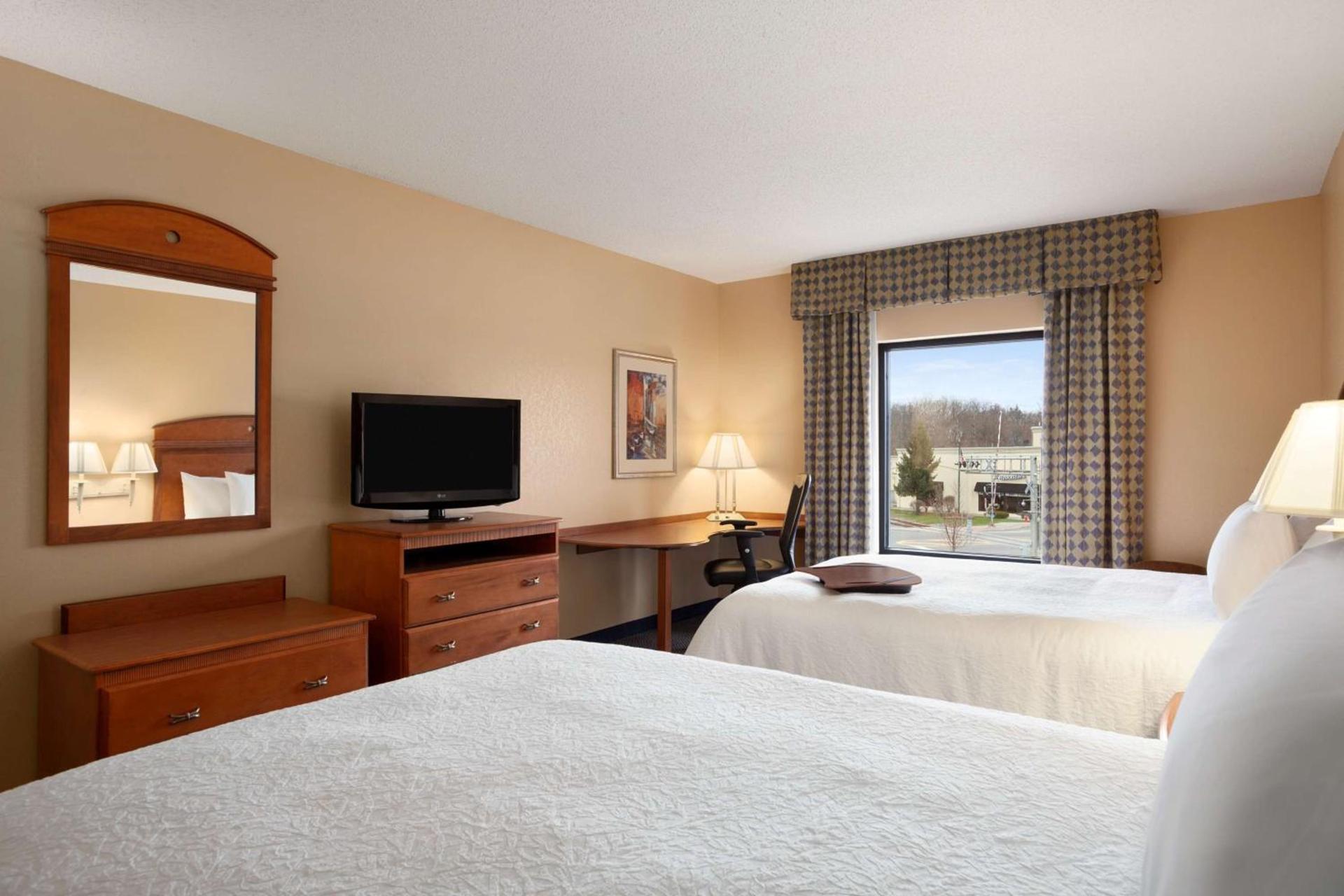 Hampton Inn Geneva photo 24