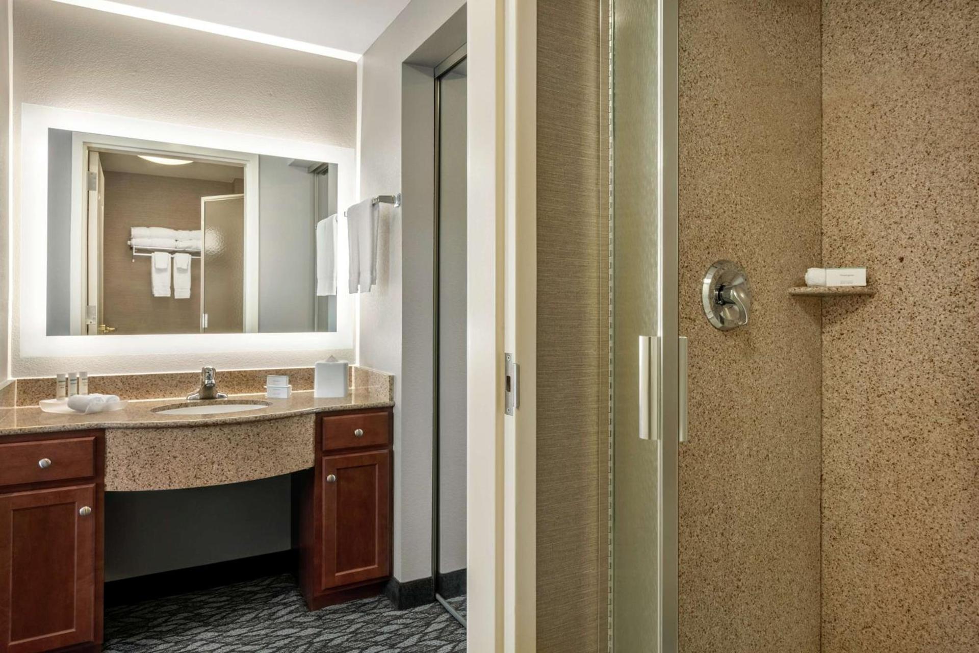 Homewood Suites by Hilton Harrisburg East-Hershey Area photo 14