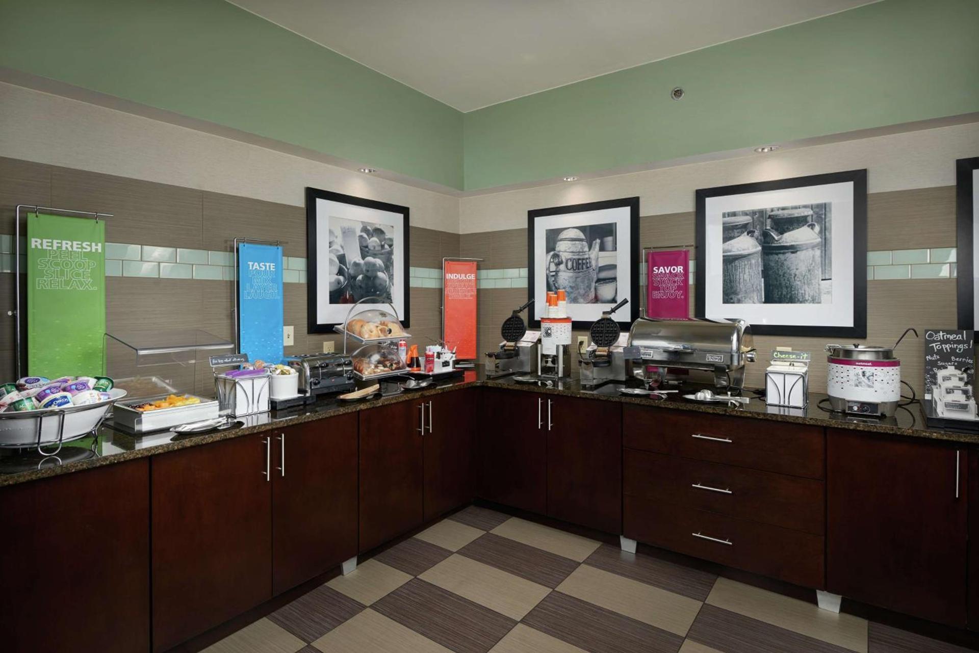 Hampton Inn Hanover photo 8