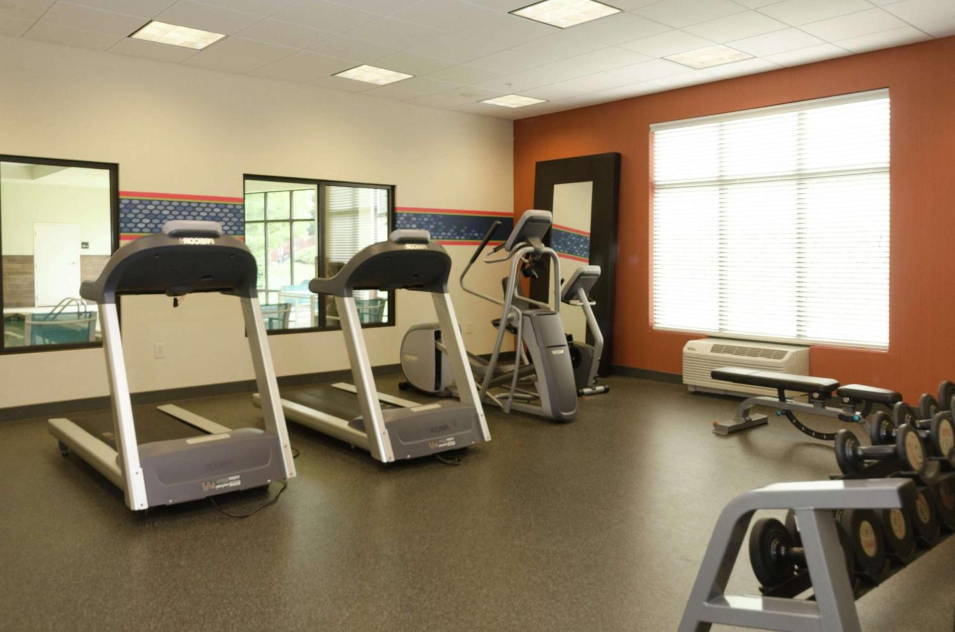 Hampton Inn Hickory photo 39