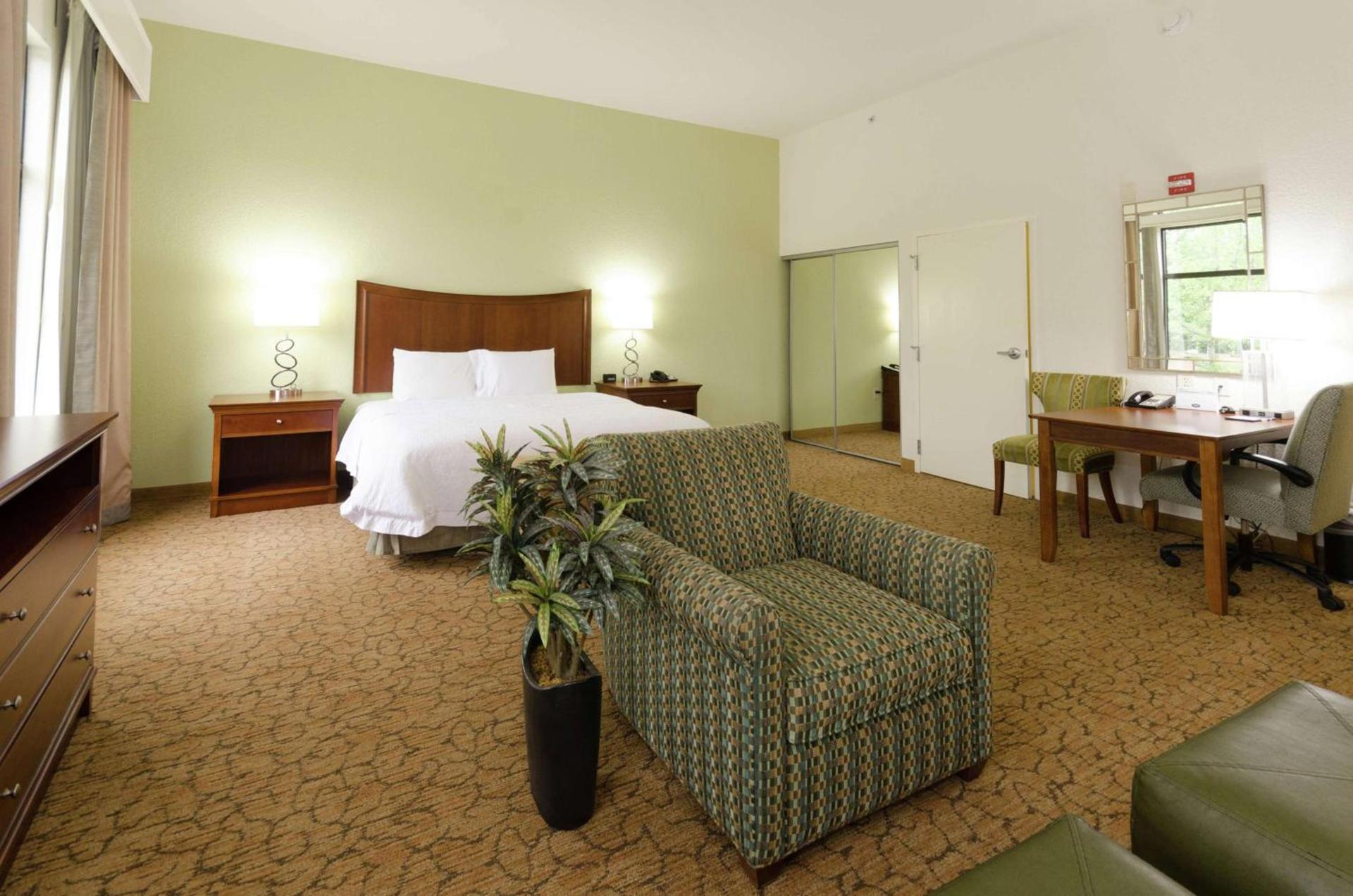 Hampton Inn Hickory photo 12