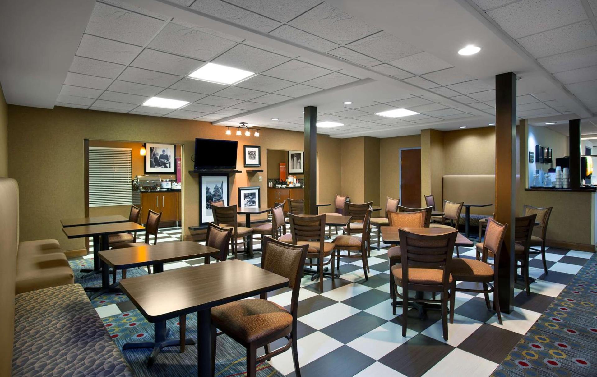 Hampton Inn Helen photo 12