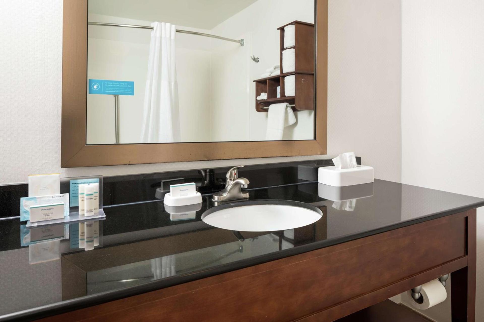 Hampton Inn Helen photo 15