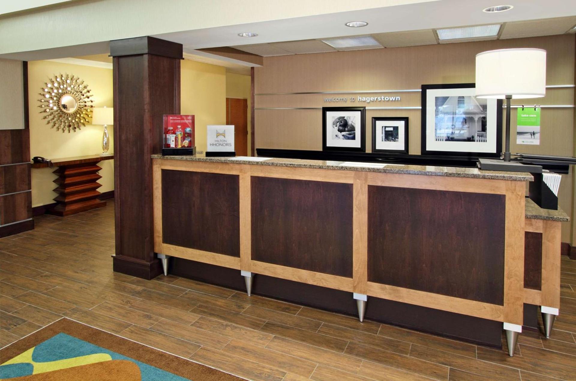 Hampton Inn Hagerstown photo 4