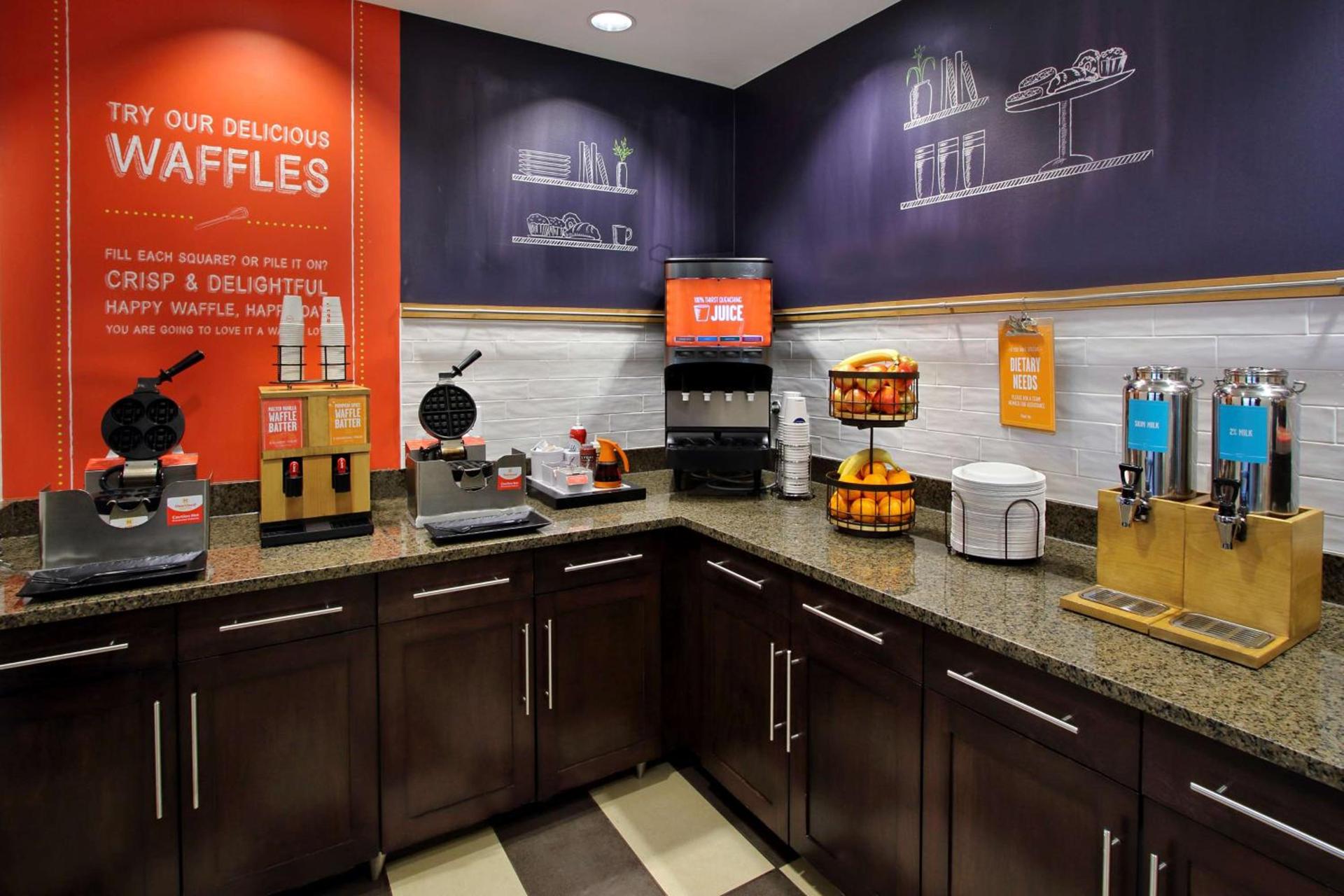 Hampton Inn Hagerstown photo 8