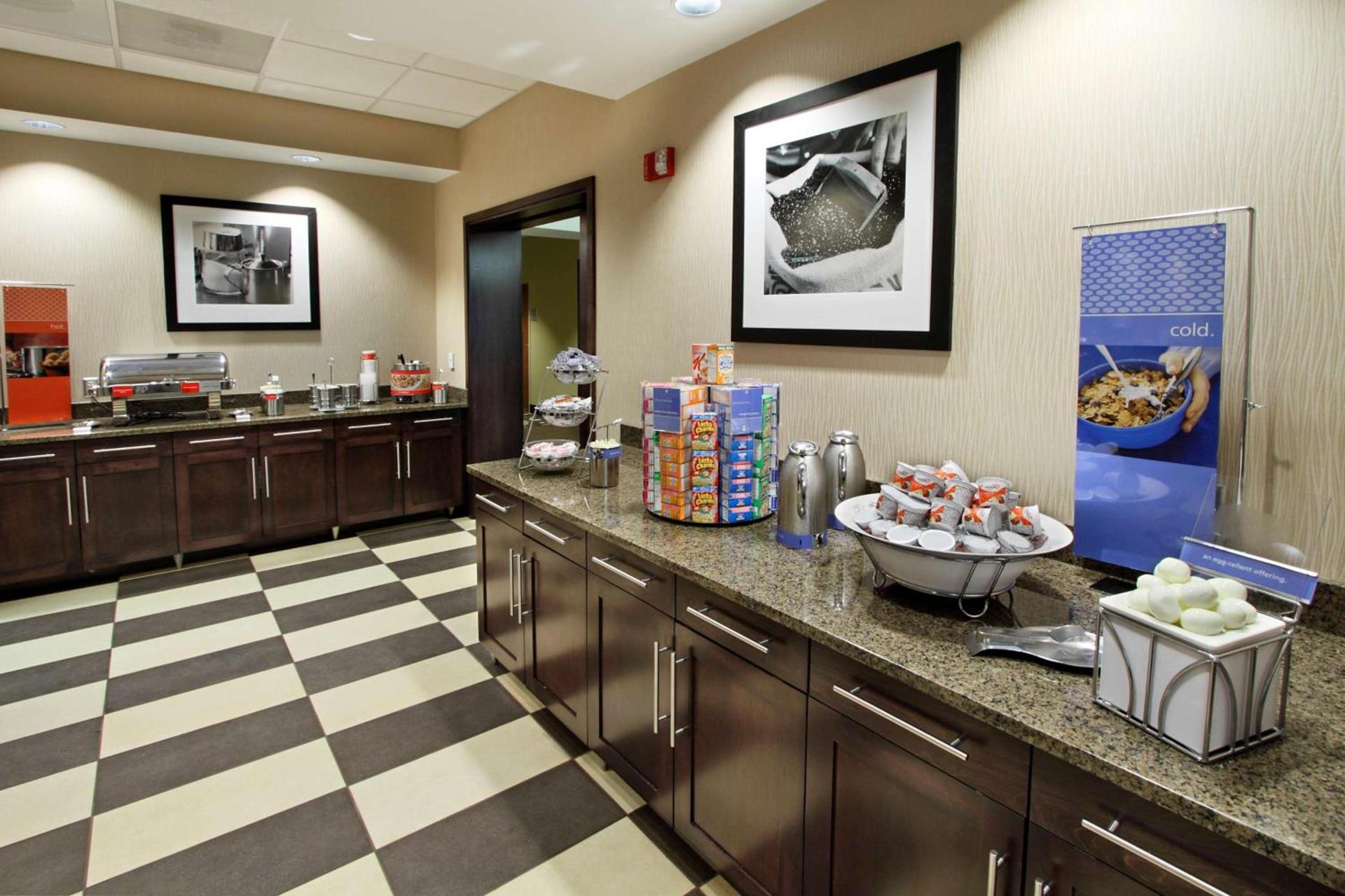 Hampton Inn Hagerstown photo 14