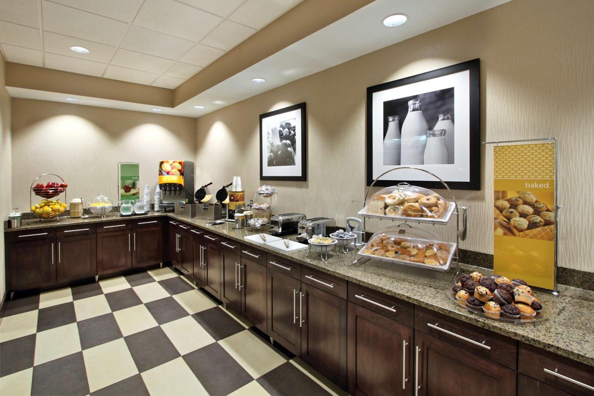 Hampton Inn Hagerstown photo 21