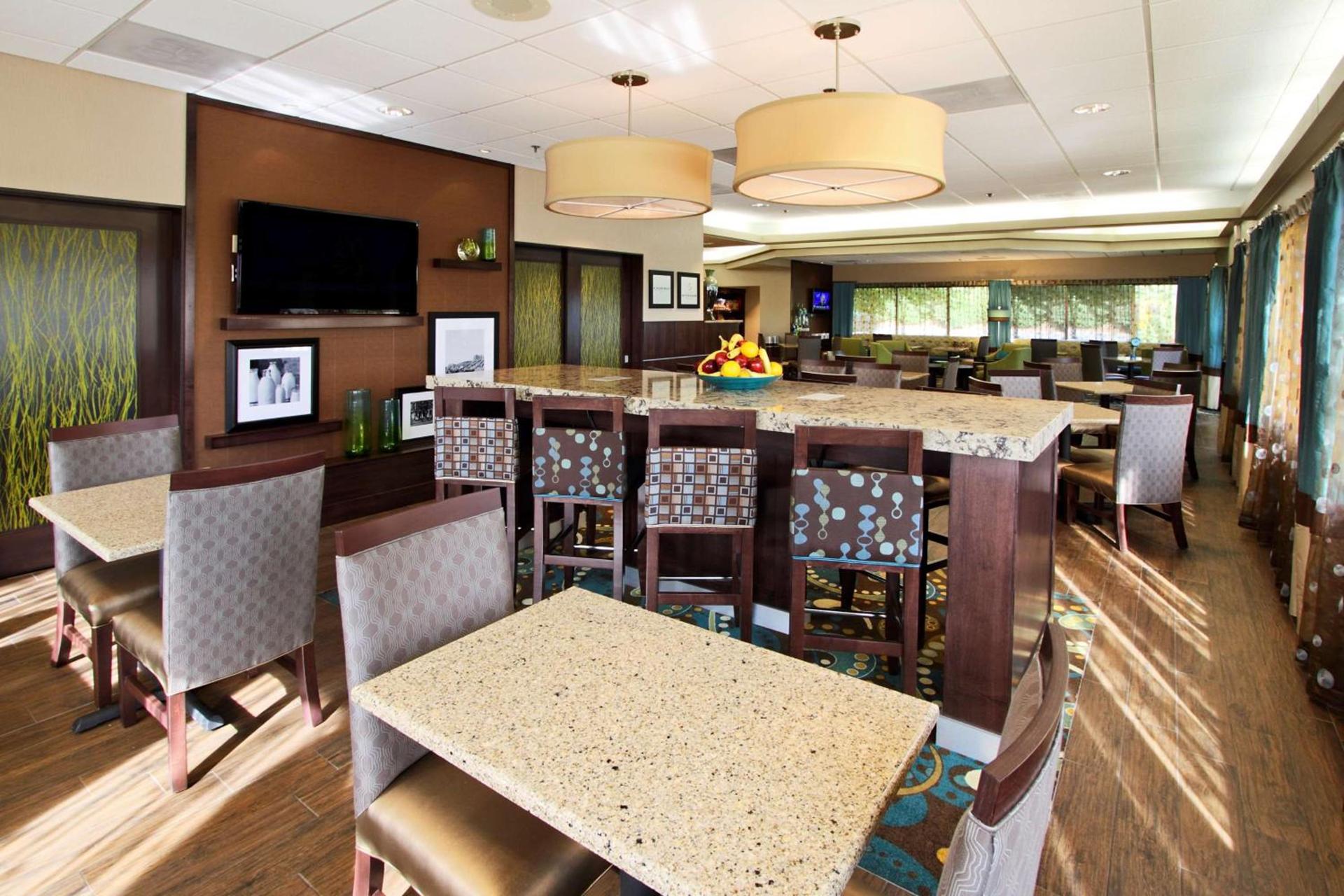 Hampton Inn Hagerstown photo 18