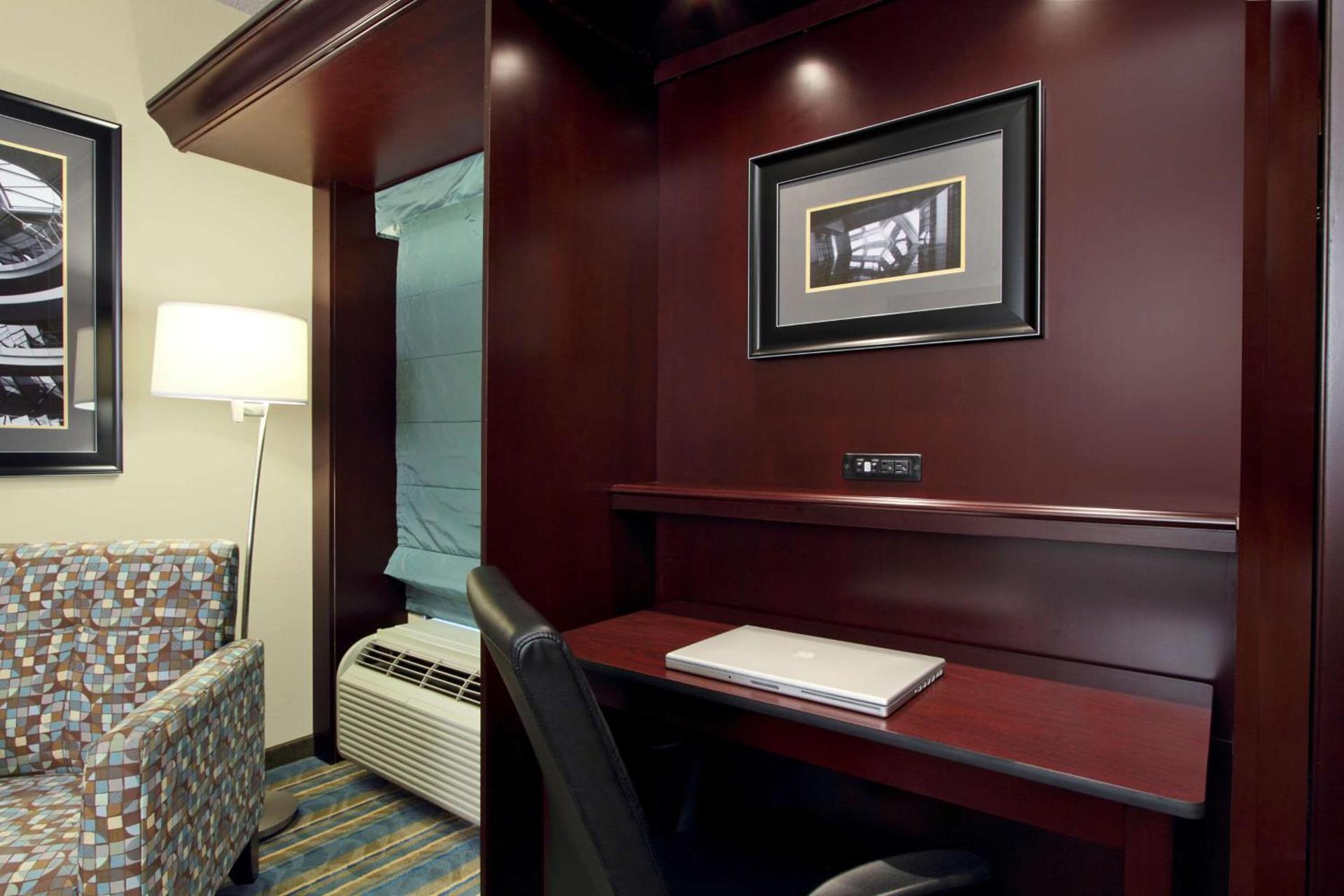 Hampton Inn Hagerstown photo 26