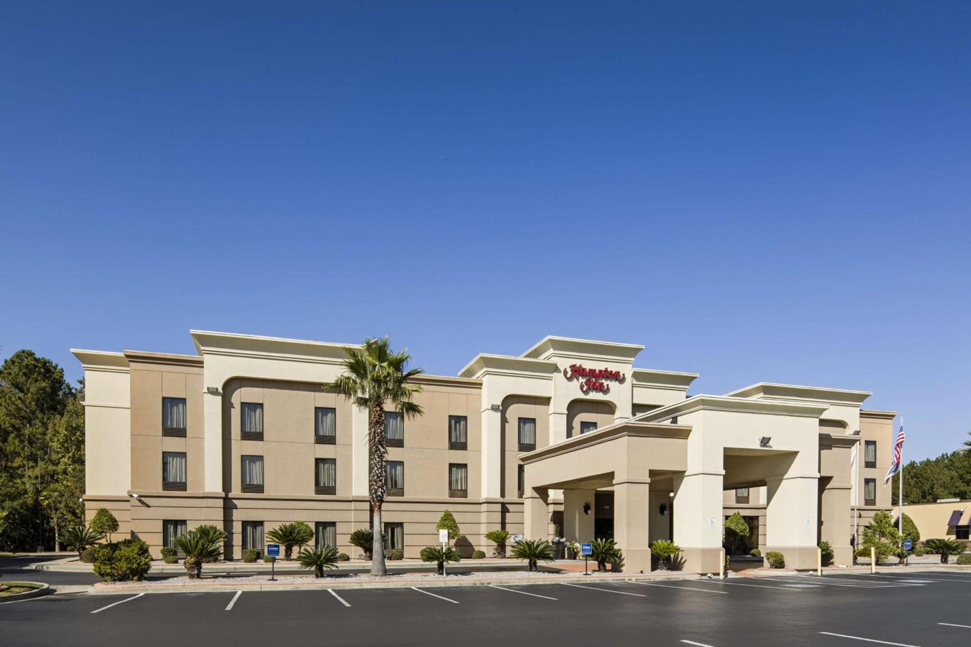 Hampton Inn Hinesville photo 3