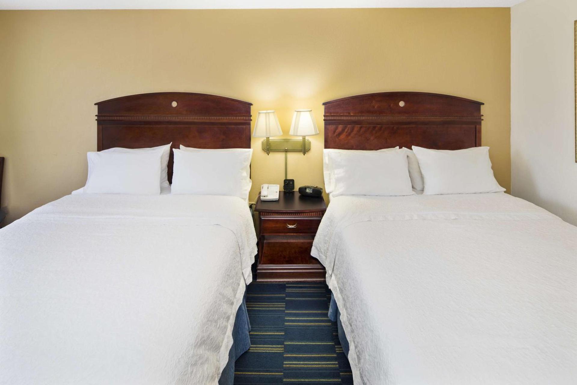 Hampton Inn Hinesville photo 16