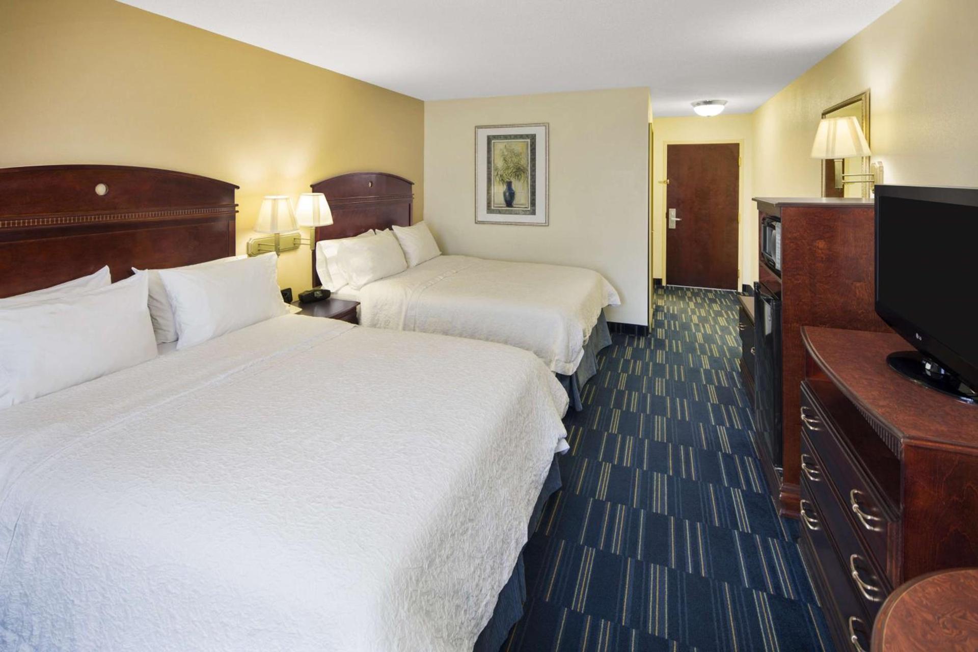 Hampton Inn Hinesville photo 18