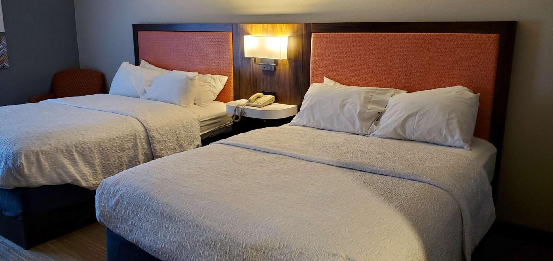 Hampton Inn - Hillsville photo 51