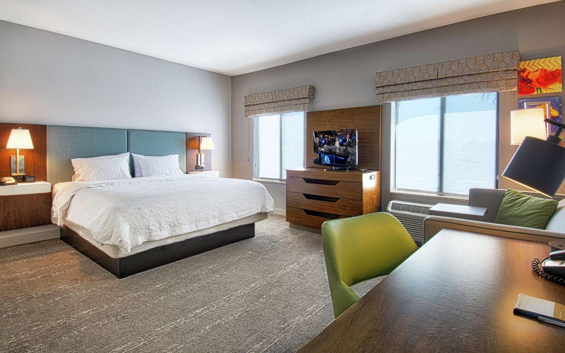 Hampton Inn & Suites by Hilton Hemet Menifee Murrieta photo 17