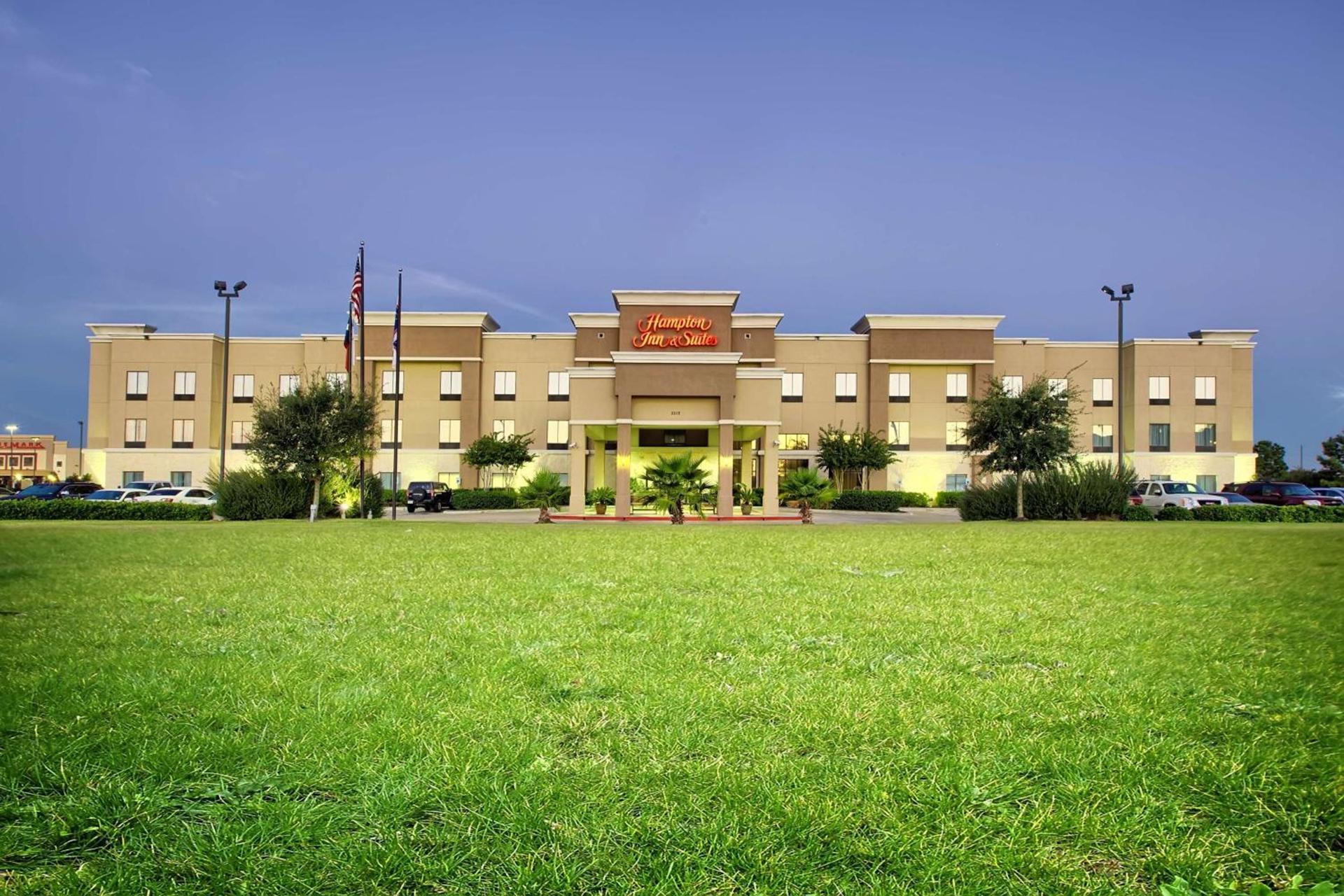 Hampton Inn & Suites Houston Rosenberg photo 3