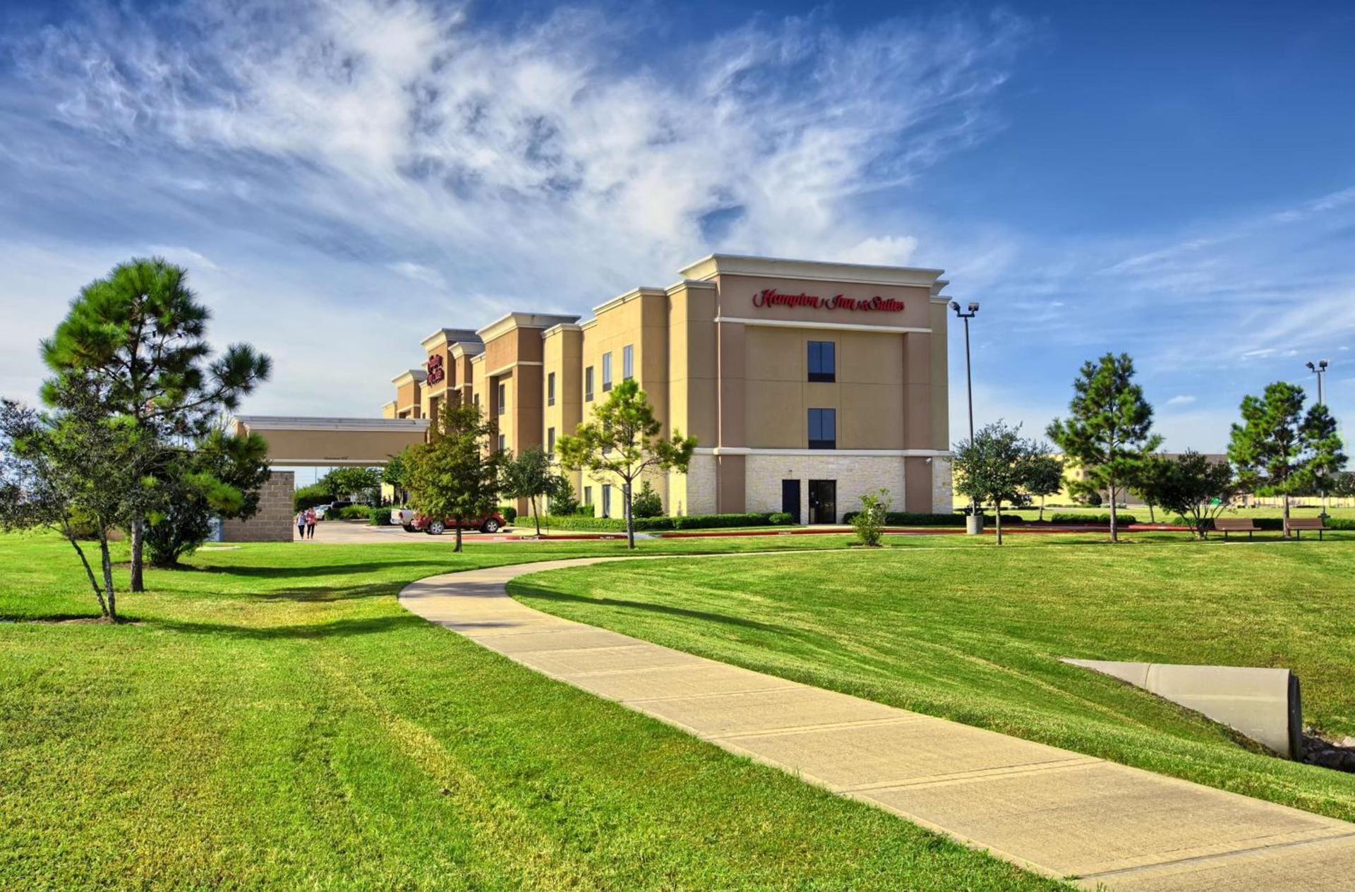 Hampton Inn & Suites Houston Rosenberg photo 2
