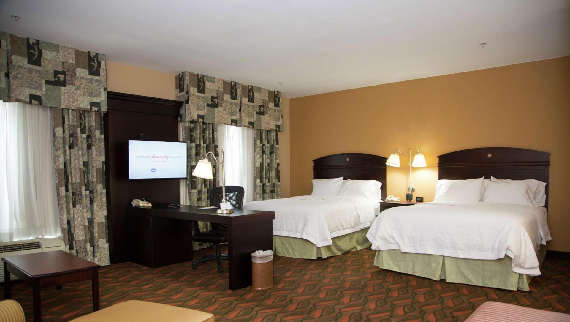Hampton Inn & Suites Houston Rosenberg photo 19