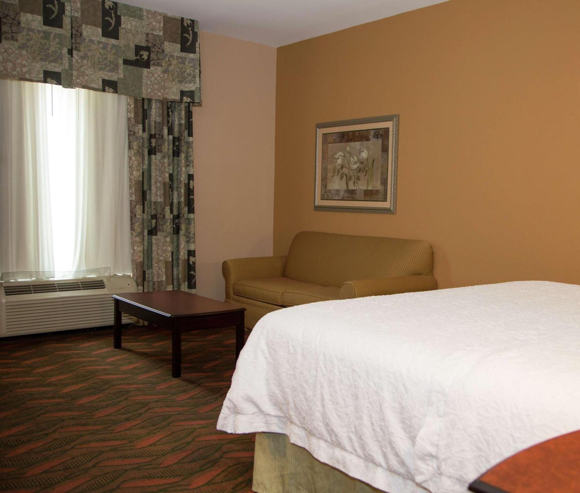 Hampton Inn & Suites Houston Rosenberg photo 29