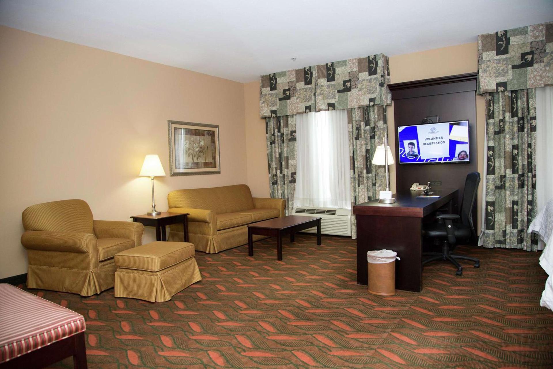 Hampton Inn & Suites Houston Rosenberg photo 58