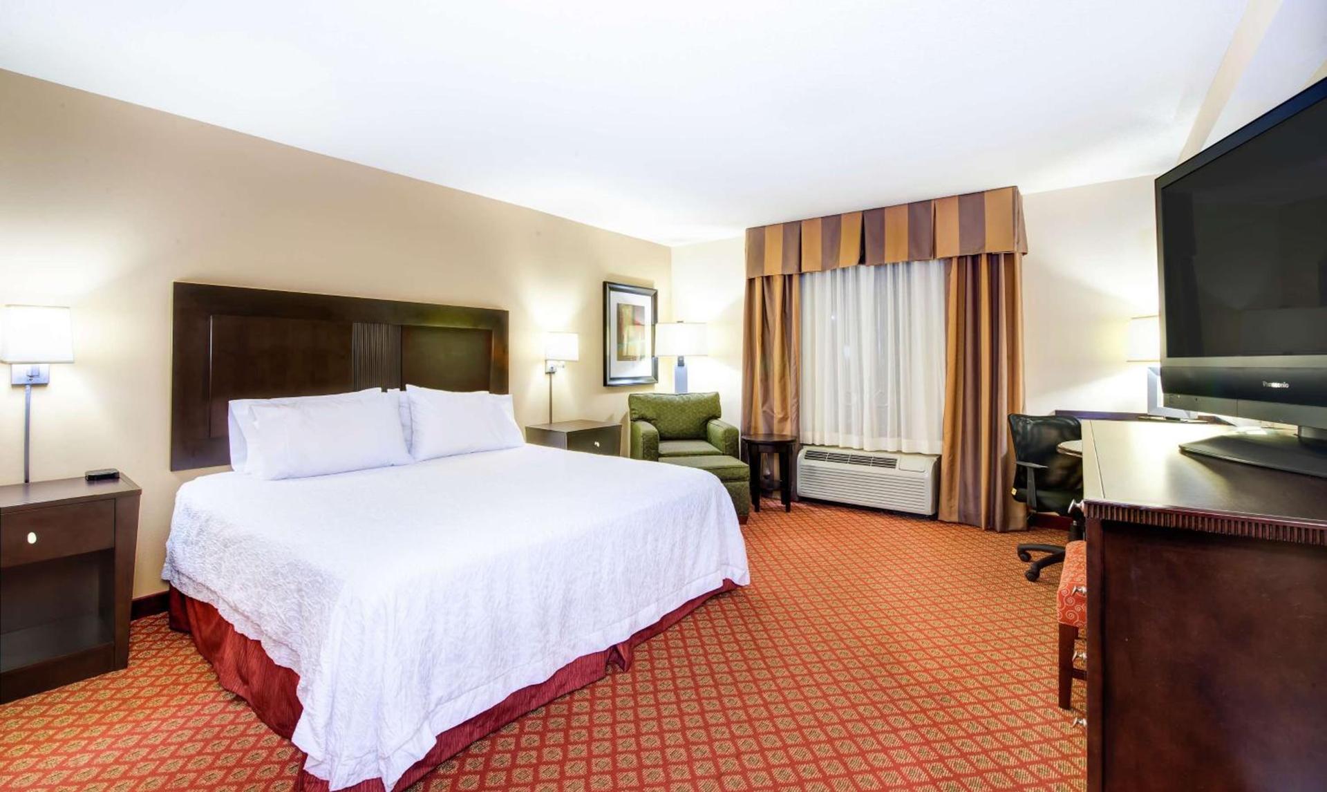 Hampton Inn & Suites Scottsboro photo 29