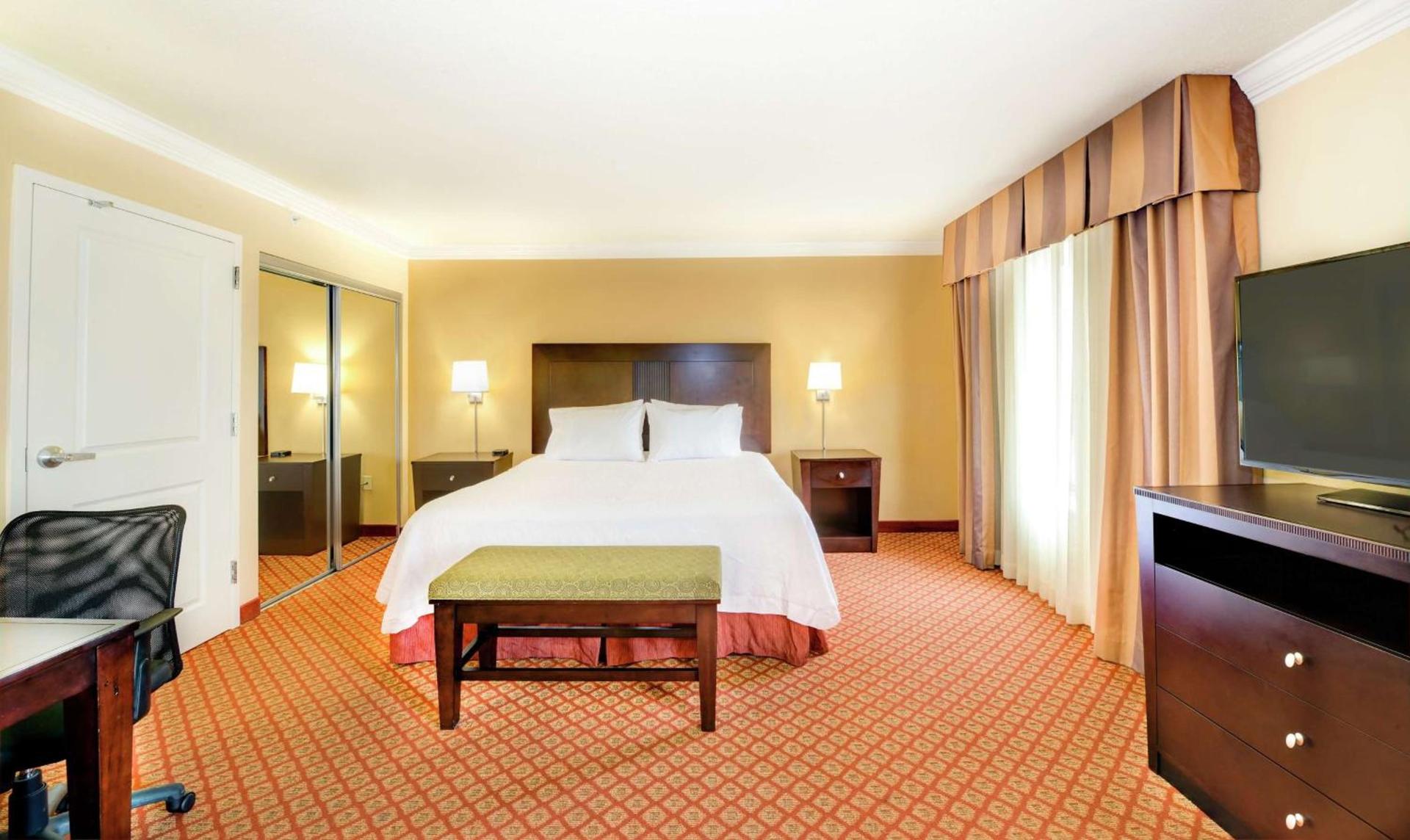 Hampton Inn & Suites Scottsboro photo 39