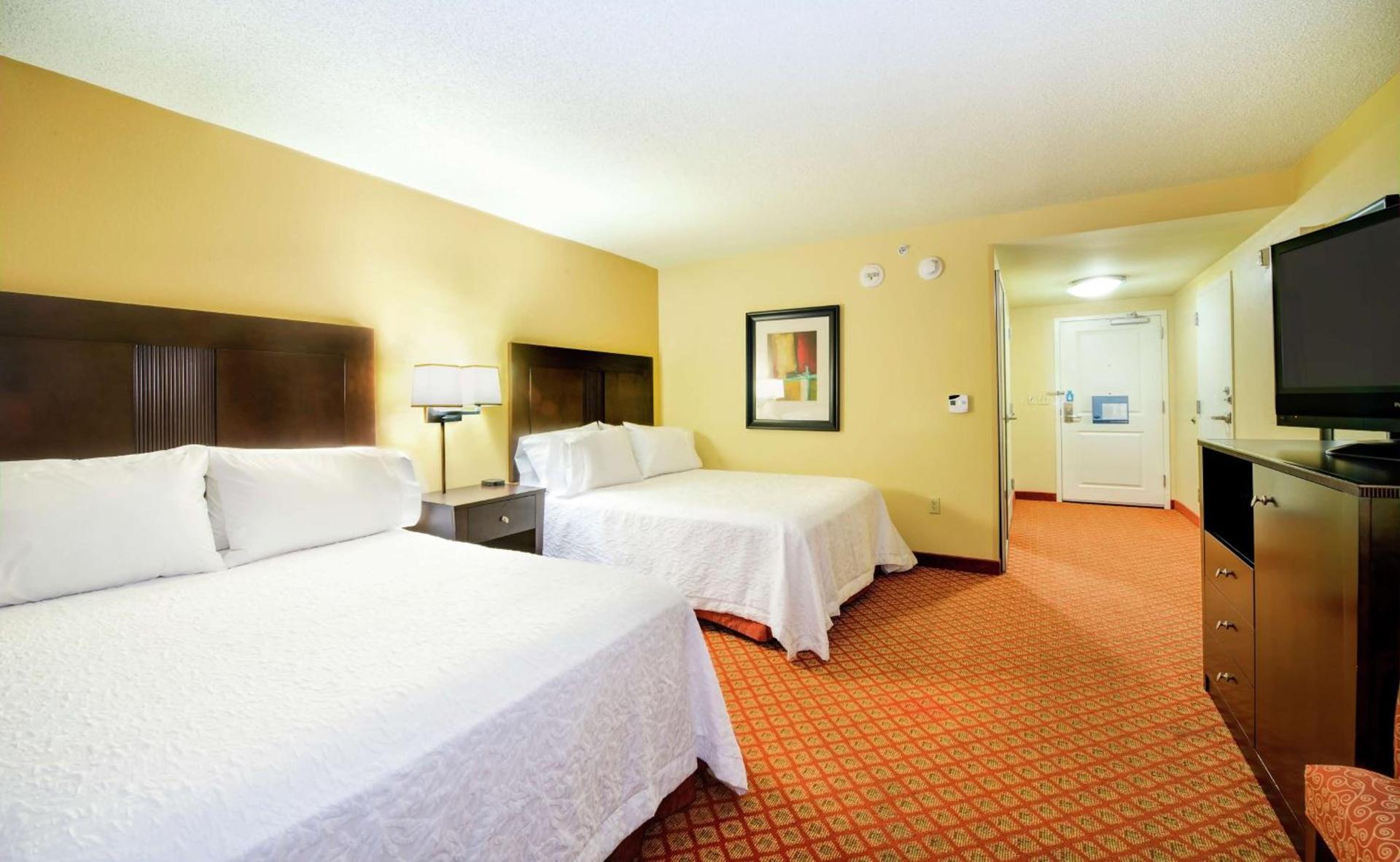 Hampton Inn & Suites Scottsboro photo 54
