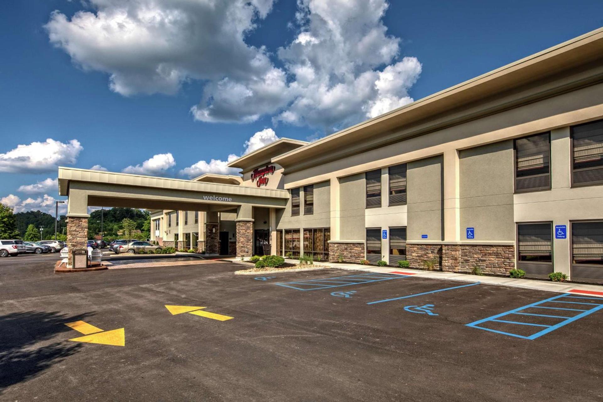 Hampton Inn Ashland photo 4