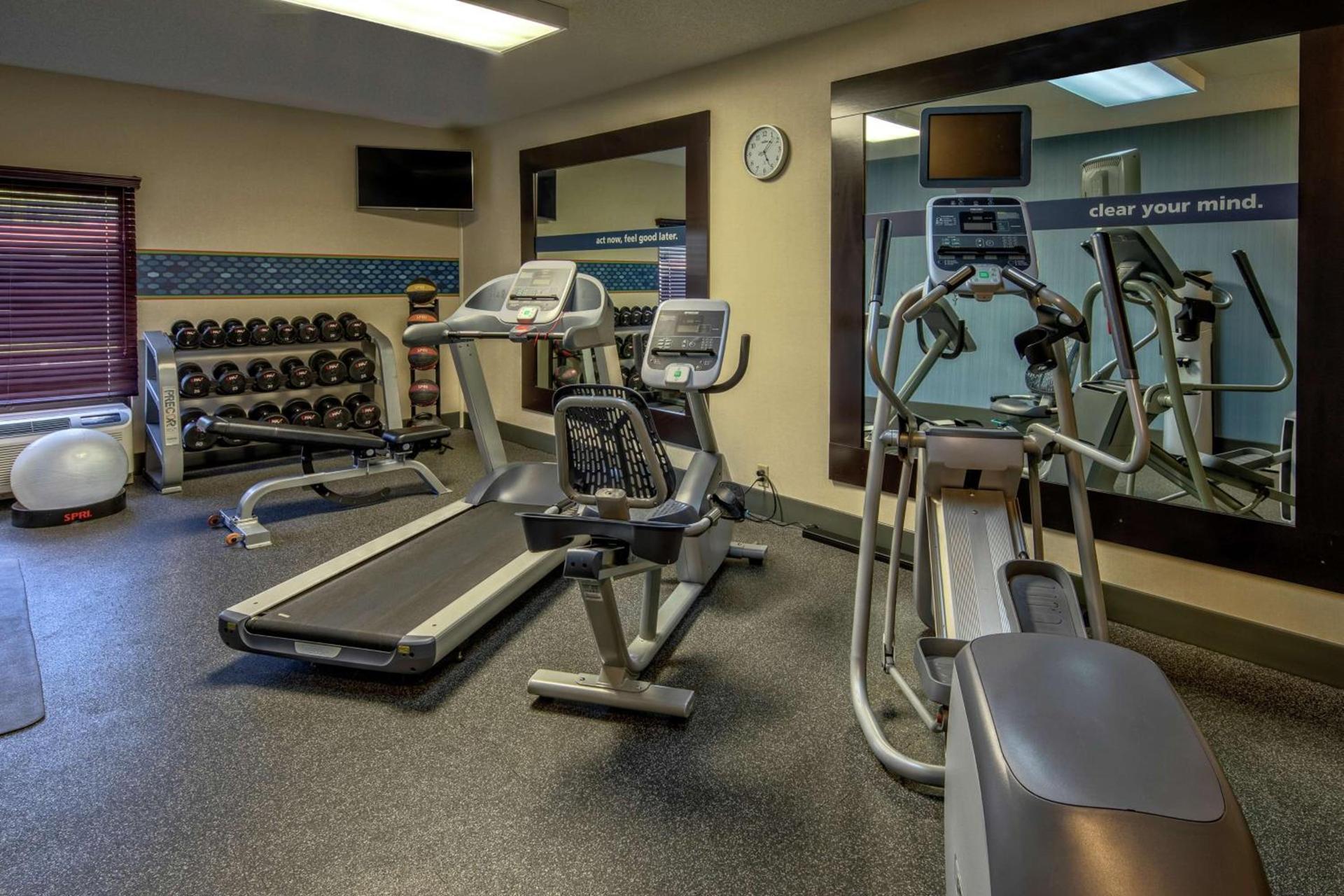 Hampton Inn Ashland photo 14