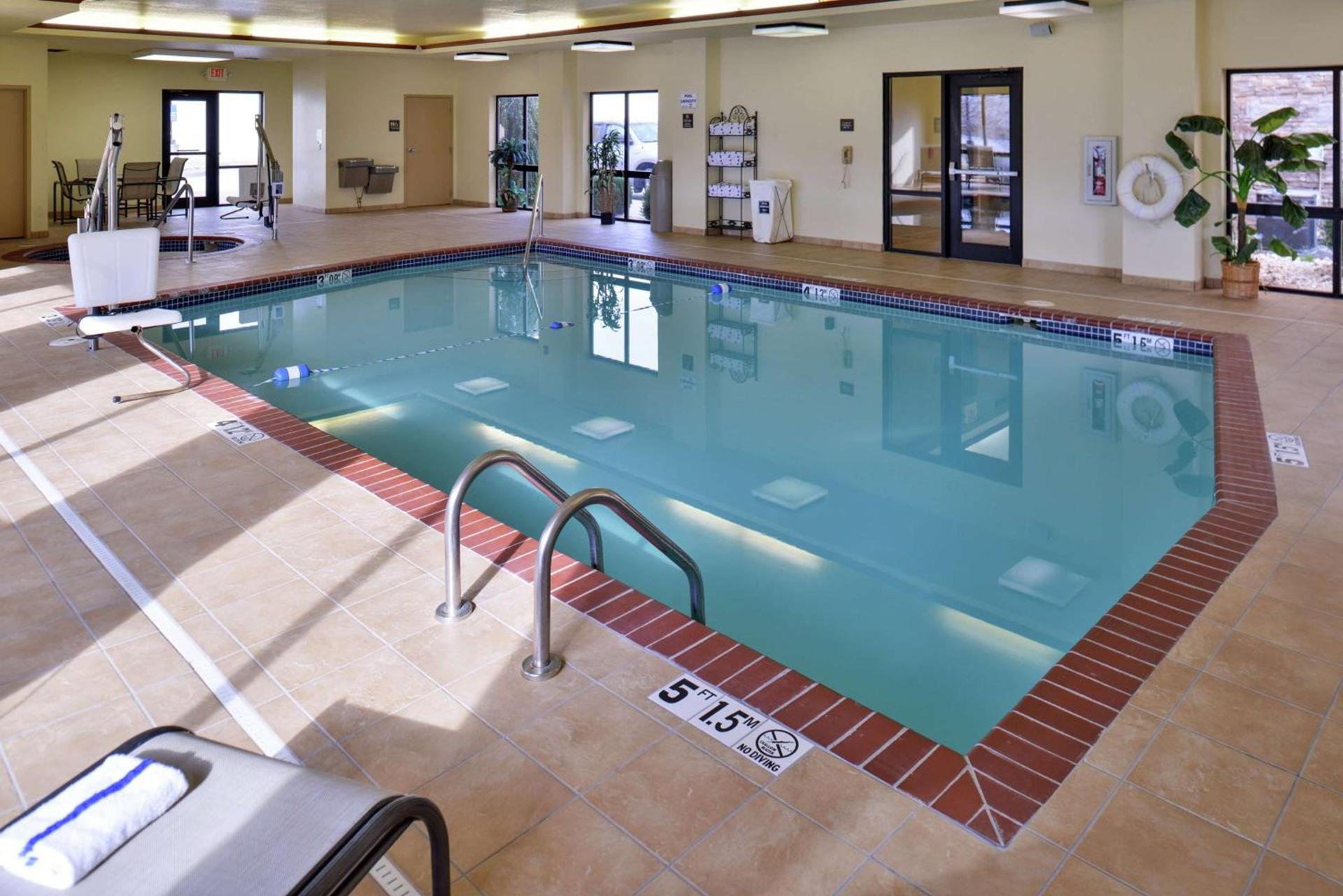 Hampton Inn Harrison photo 6