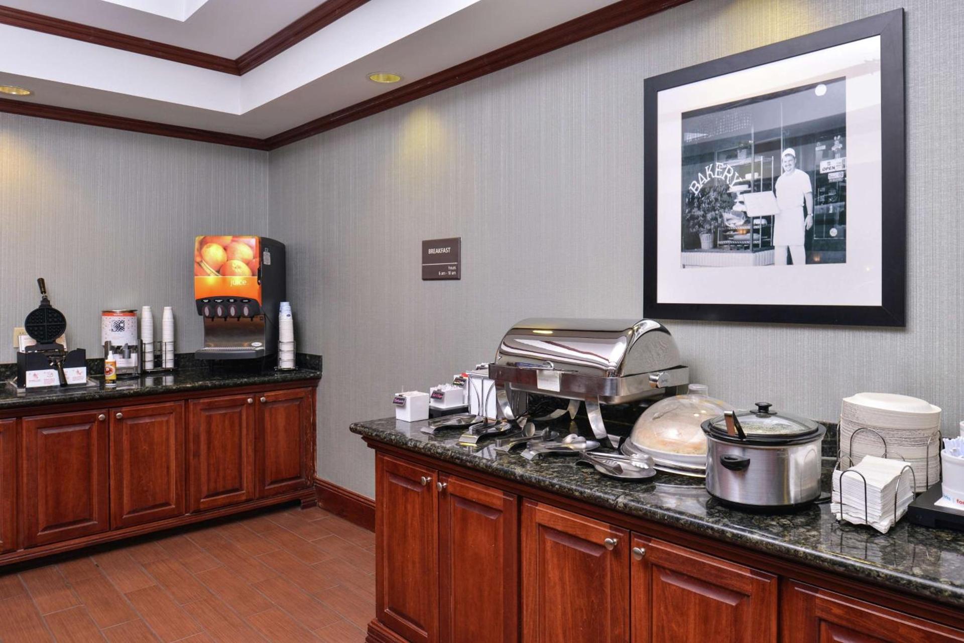 Hampton Inn Harrison photo 8