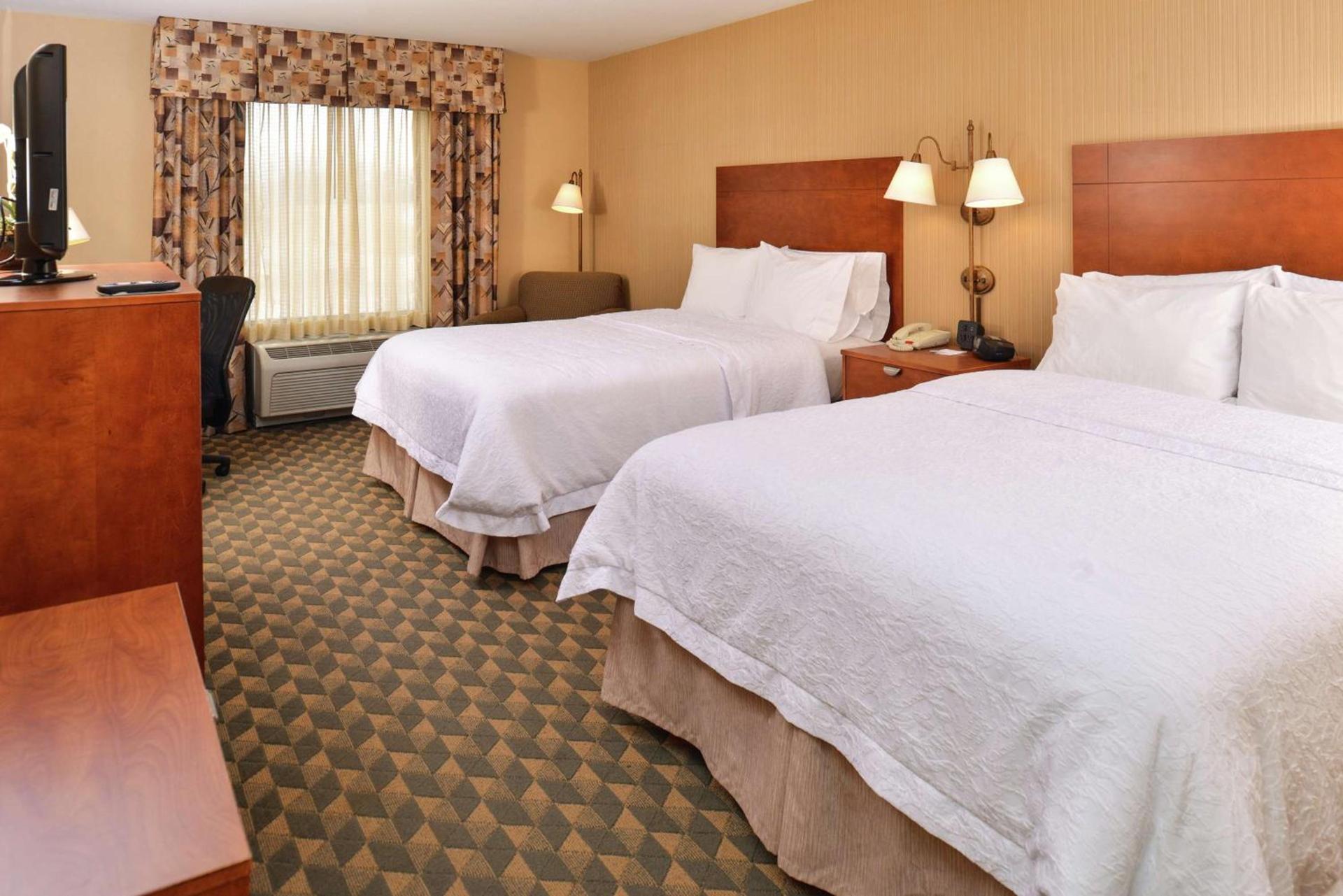 Hampton Inn Harrison photo 13