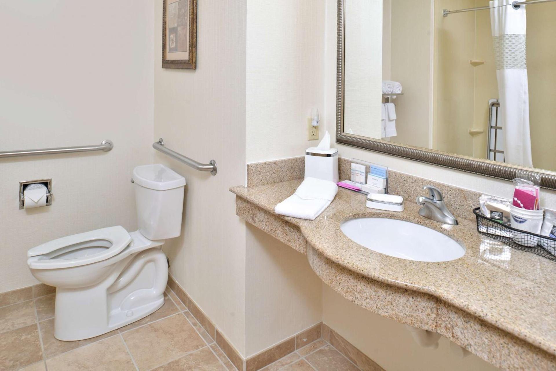 Hampton Inn Harrison photo 15