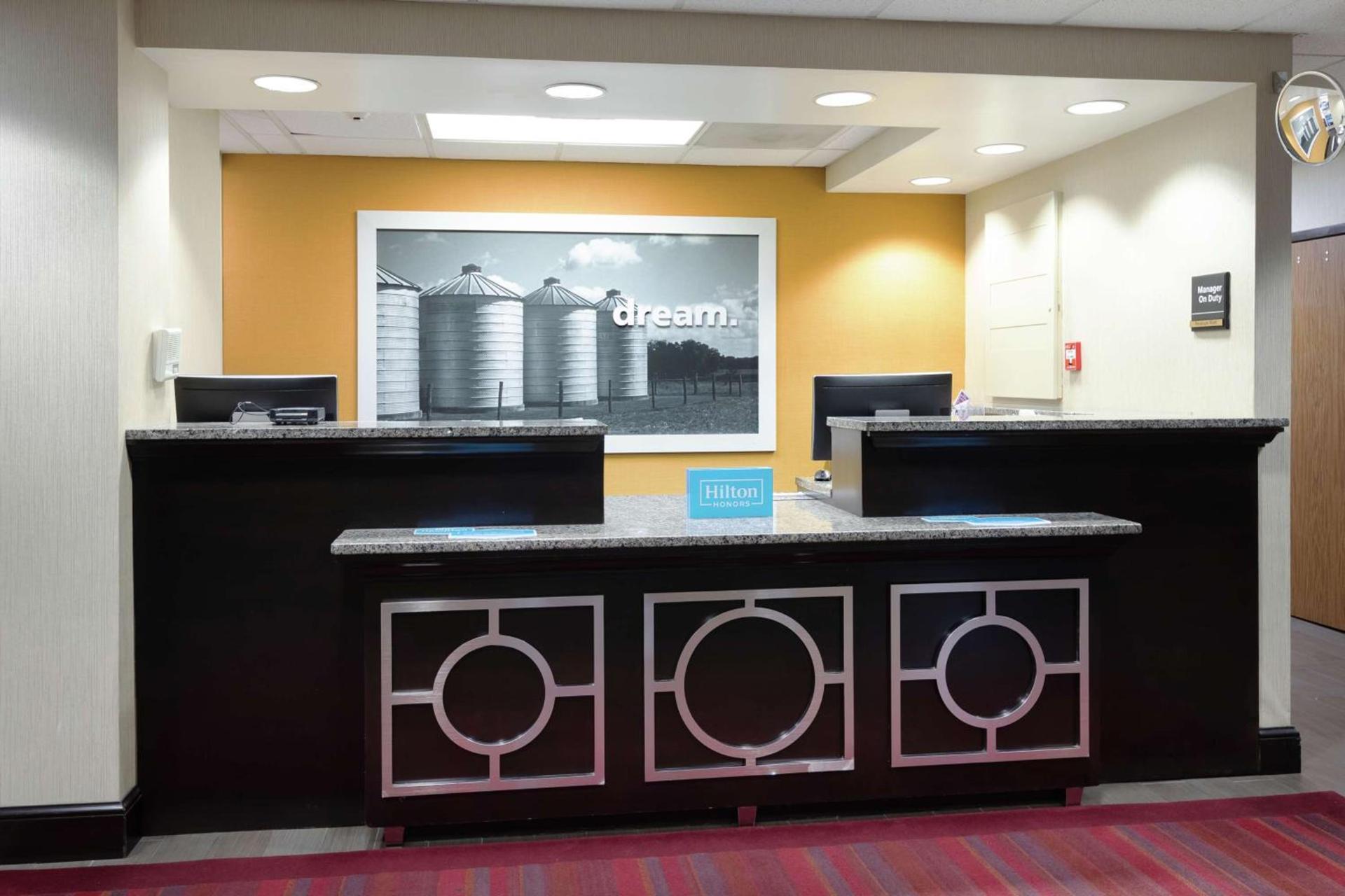 Hampton Inn Houma photo 5